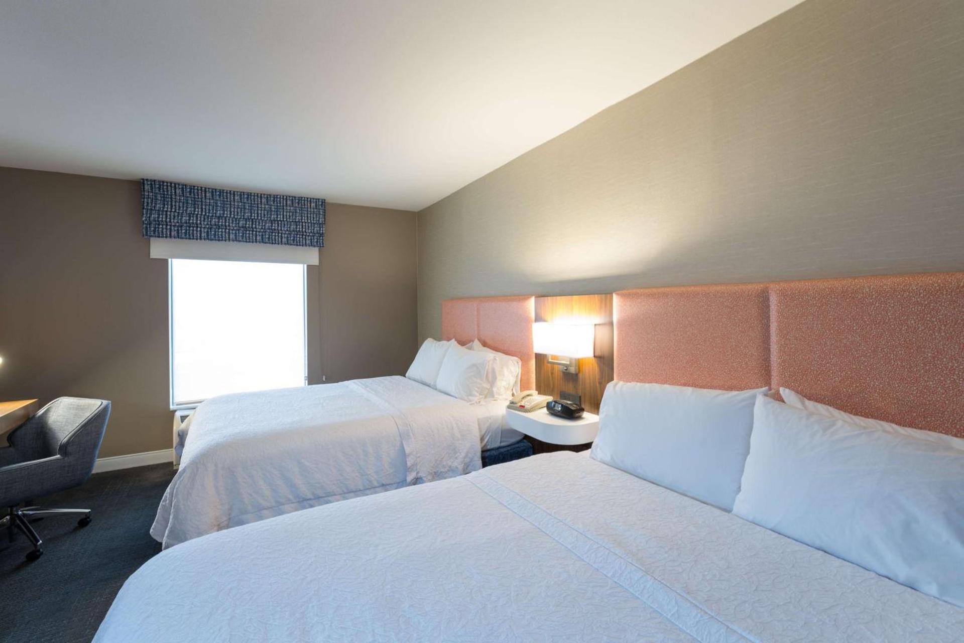 Hampton Inn and Suites Jamestown photo 14