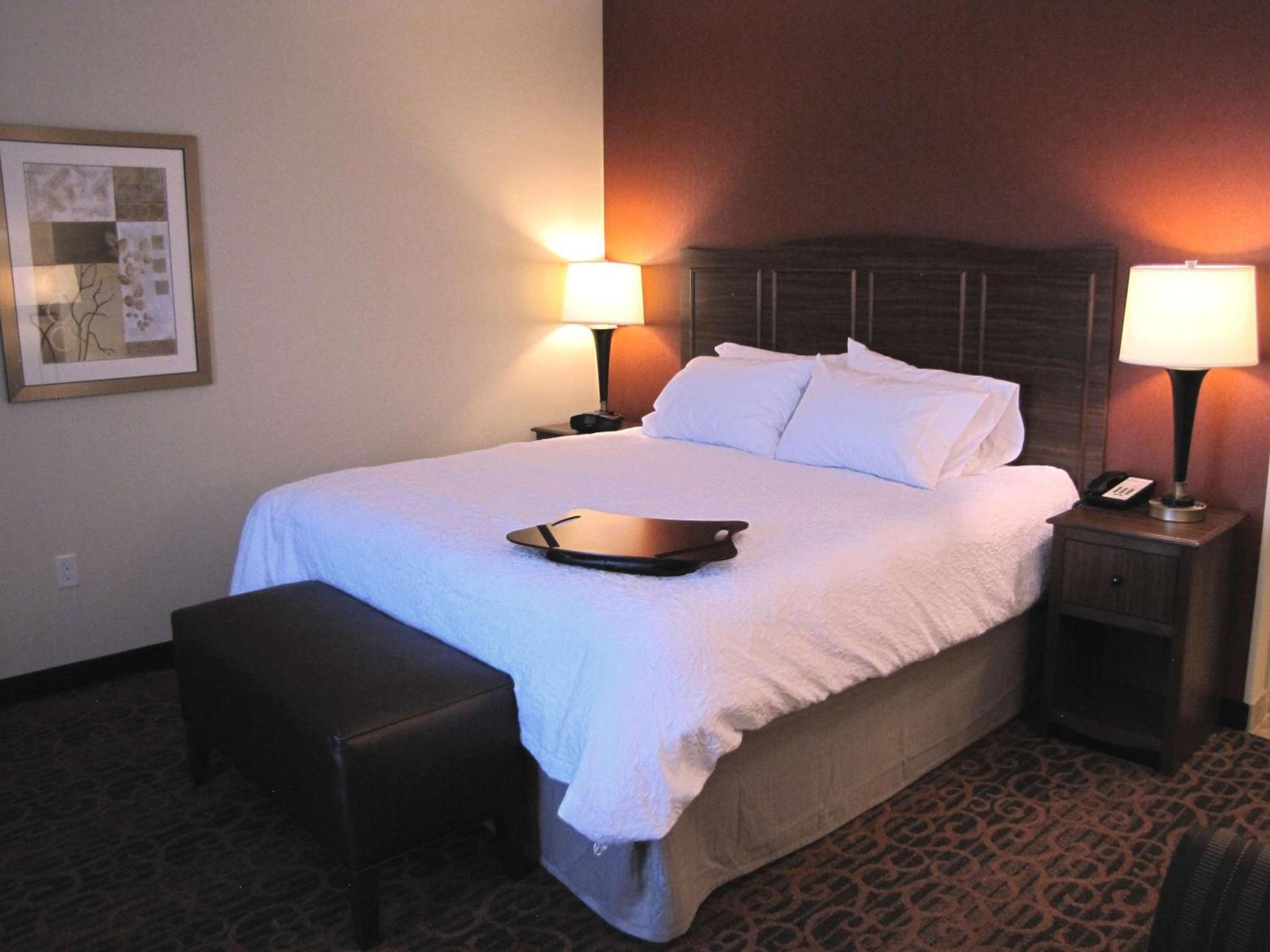 Hampton Inn & Suites Jamestown photo 12