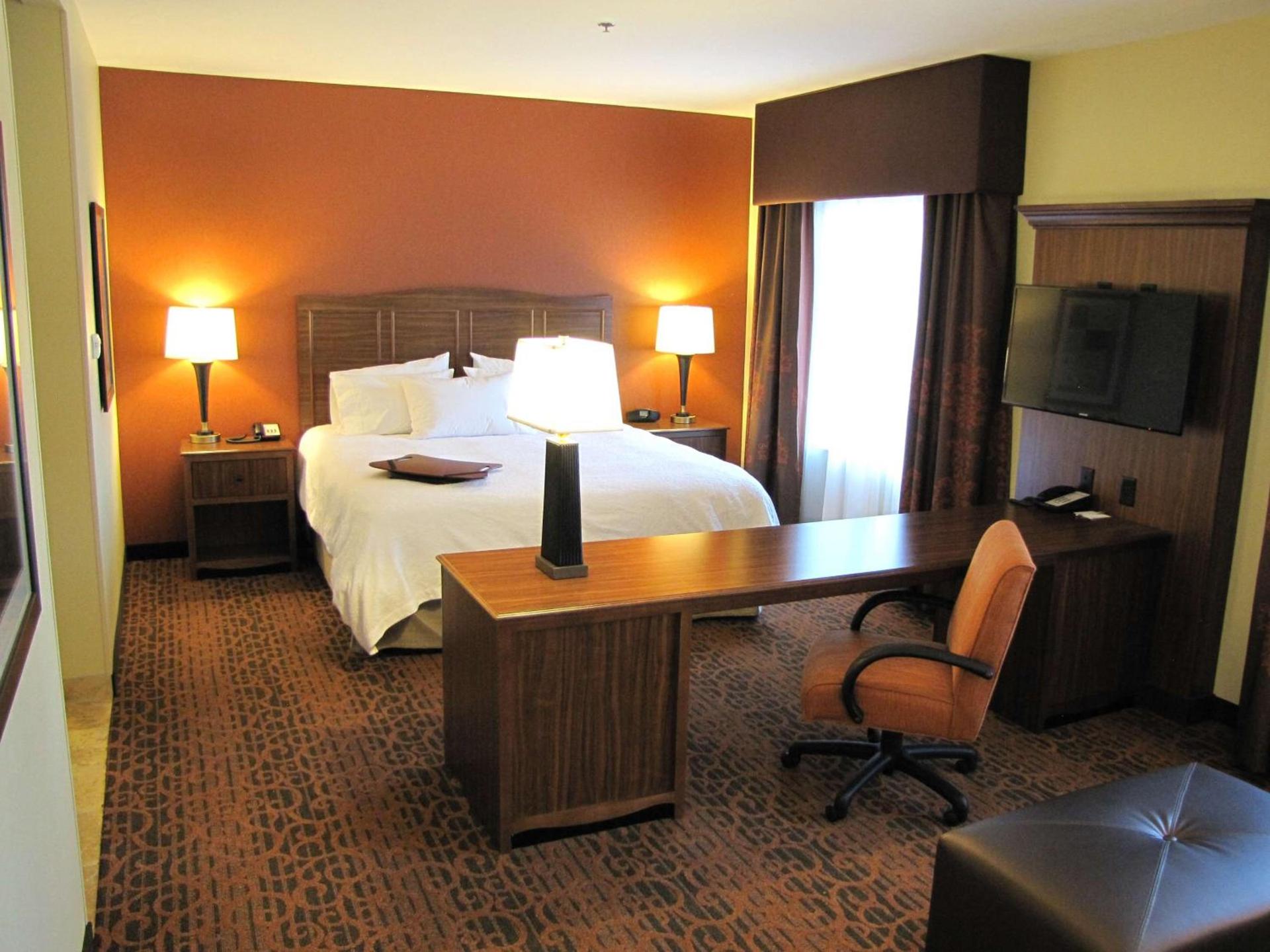 Hampton Inn & Suites Jamestown photo 11
