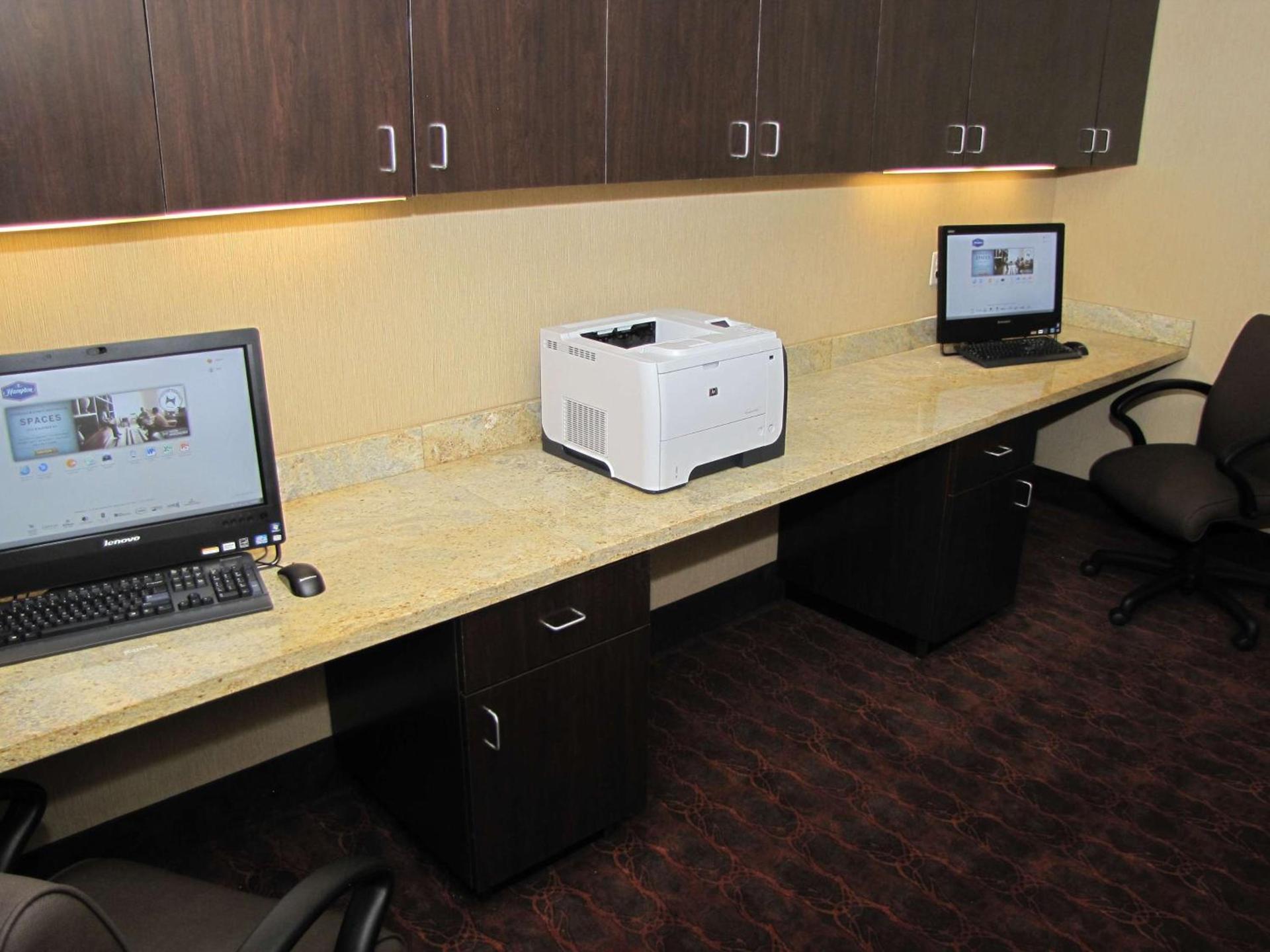 Hampton Inn & Suites Jamestown photo 10