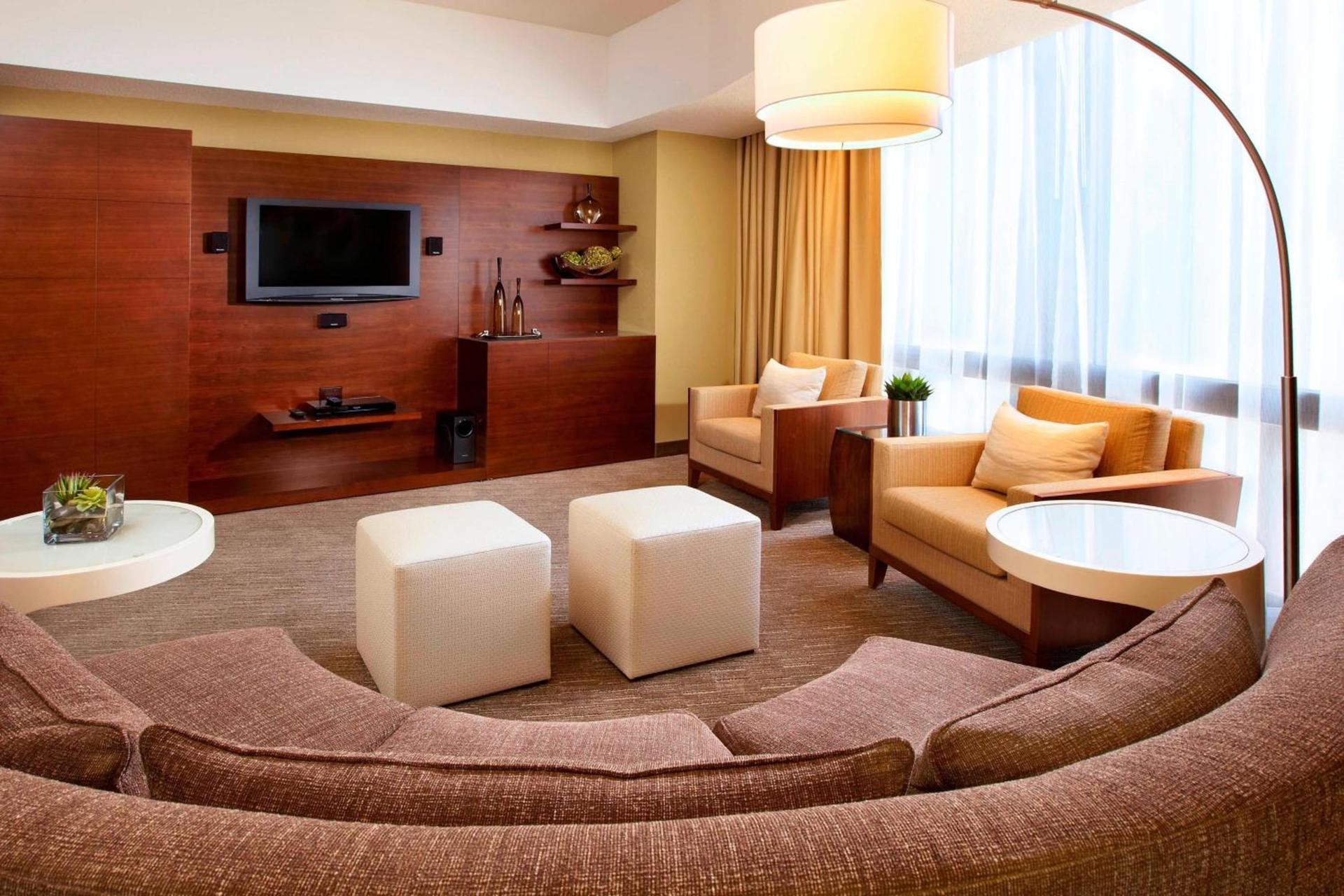The Westin Bonaventure Hotel & Suites, Los Angeles photo 34