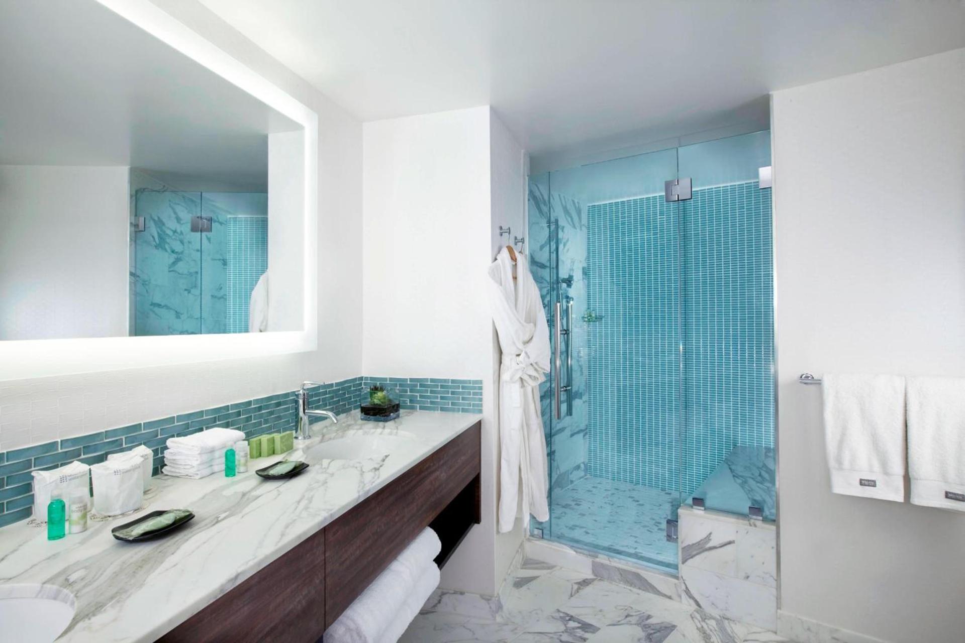 The Westin Bonaventure Hotel & Suites, Los Angeles photo 37