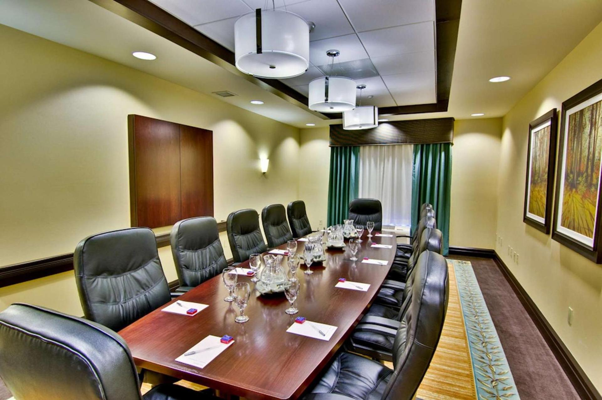 Hampton Inn & Suites Moreno Valley photo 33