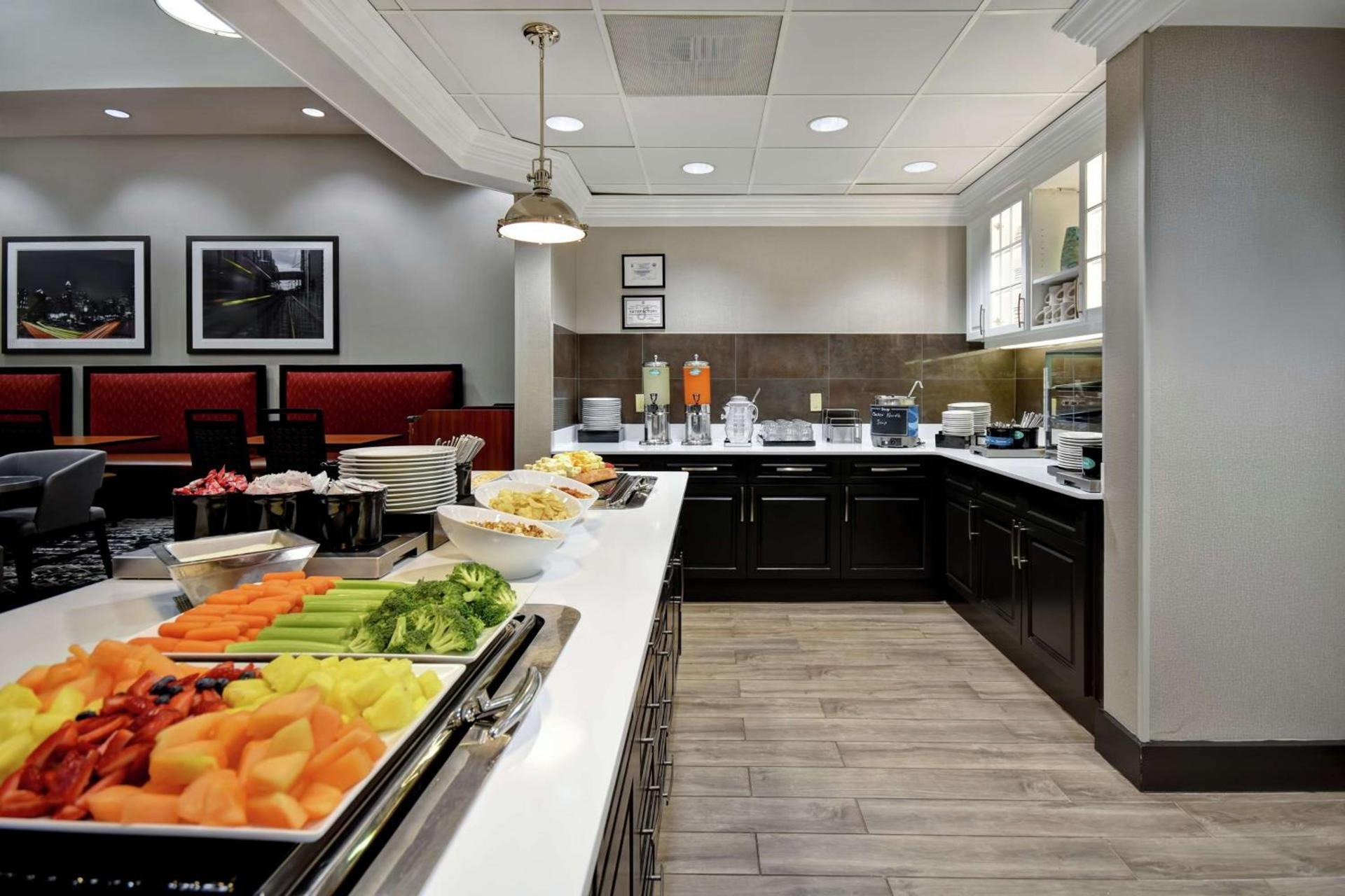 Homewood Suites by Hilton Edgewater-NYC Area photo 6