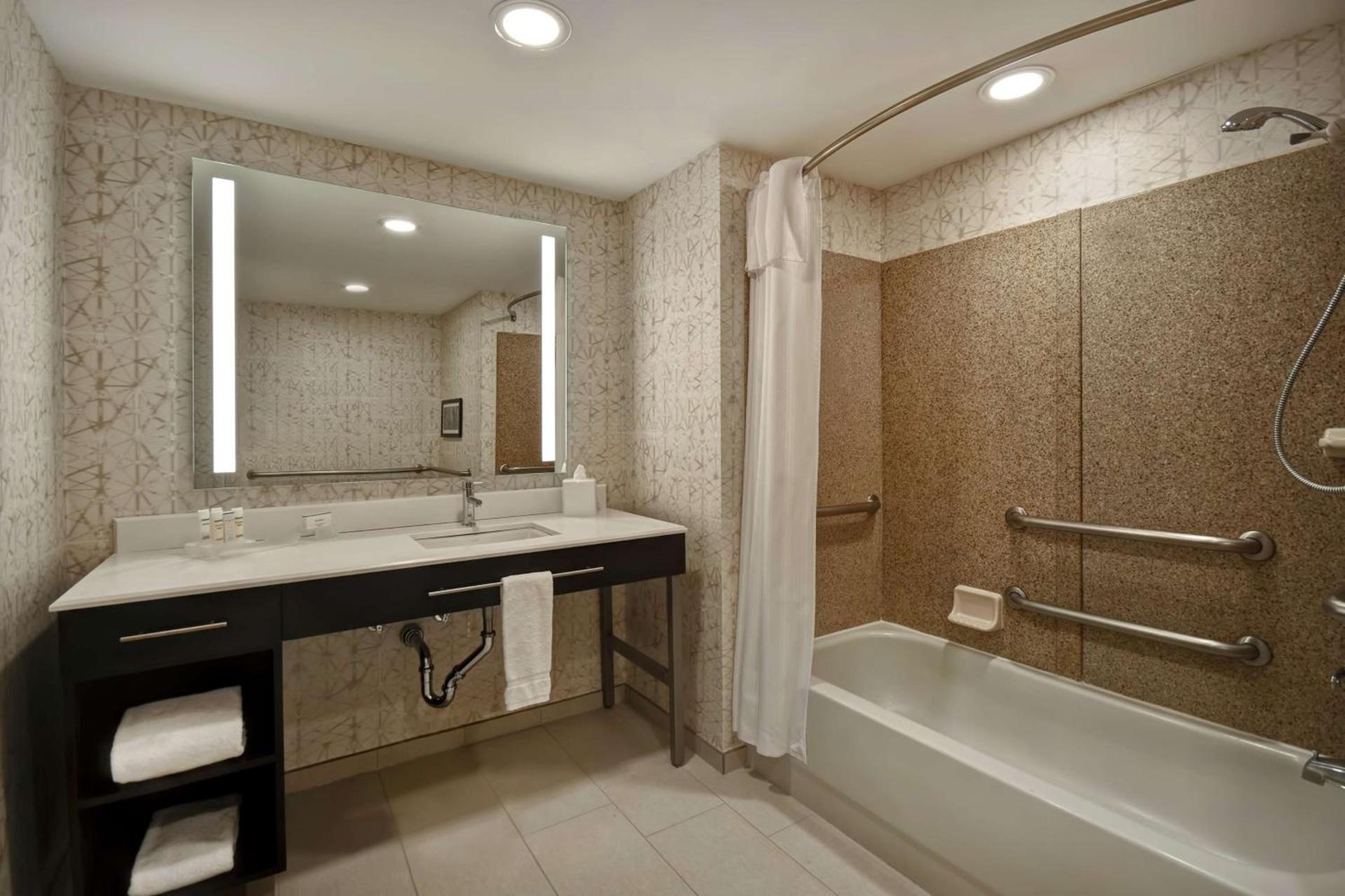 Homewood Suites by Hilton Edgewater-NYC Area photo 26