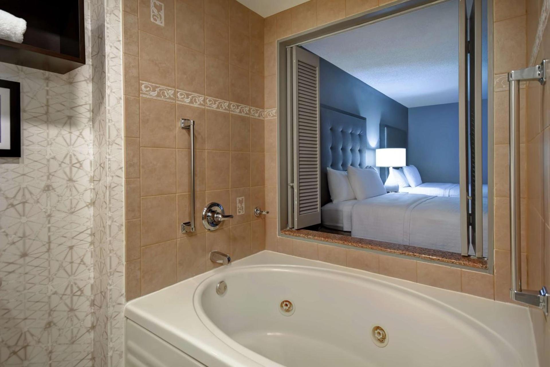 Homewood Suites by Hilton Edgewater-NYC Area photo 29