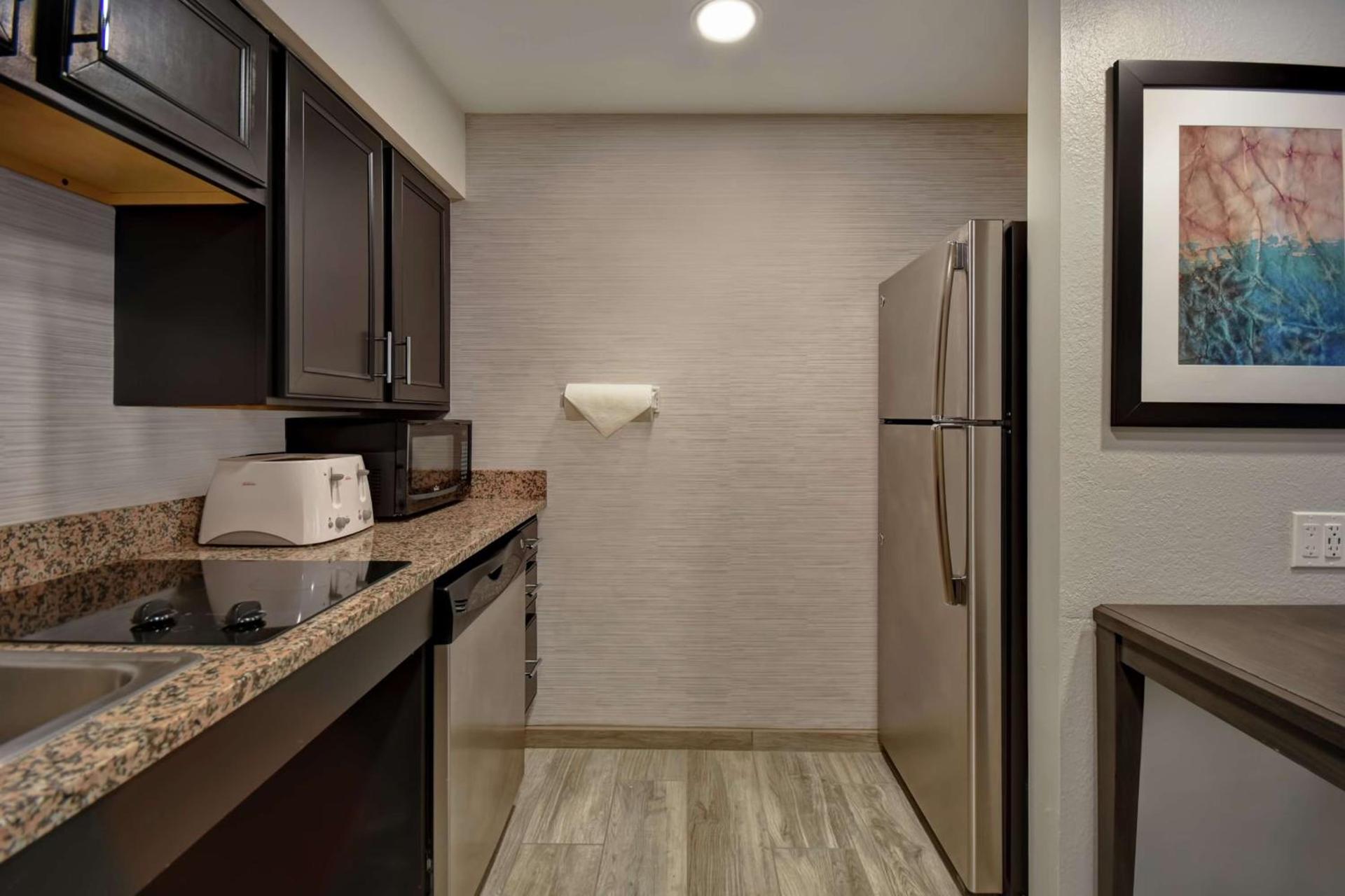 Homewood Suites by Hilton Edgewater-NYC Area photo 37