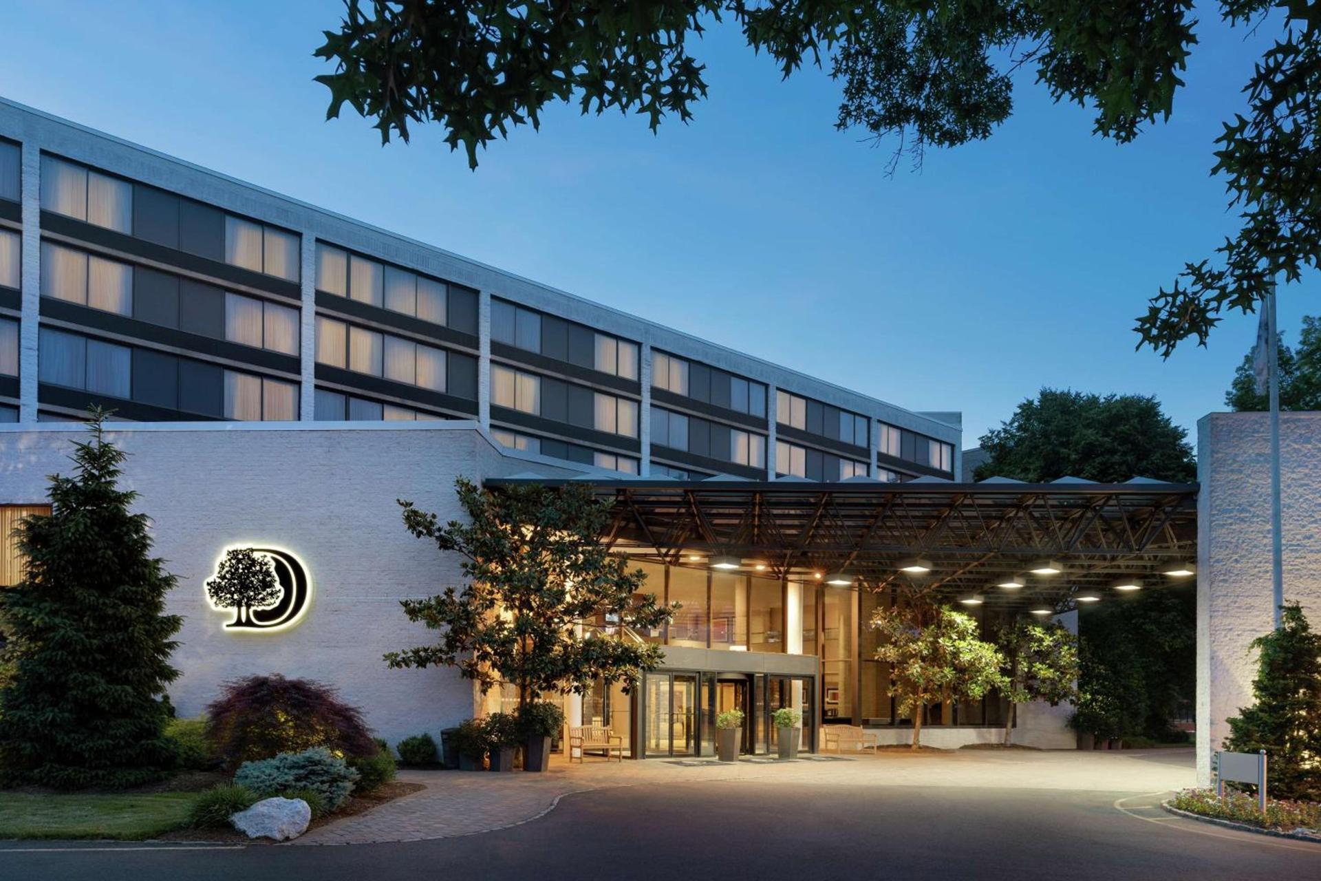 DoubleTree by Hilton Hotel & Executive Meeting Center Somerset photo 2