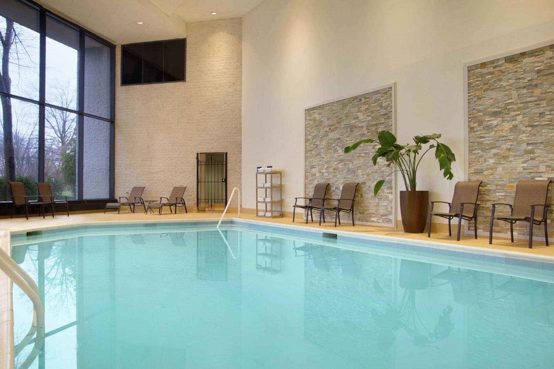 DoubleTree by Hilton Hotel & Executive Meeting Center Somerset photo 7