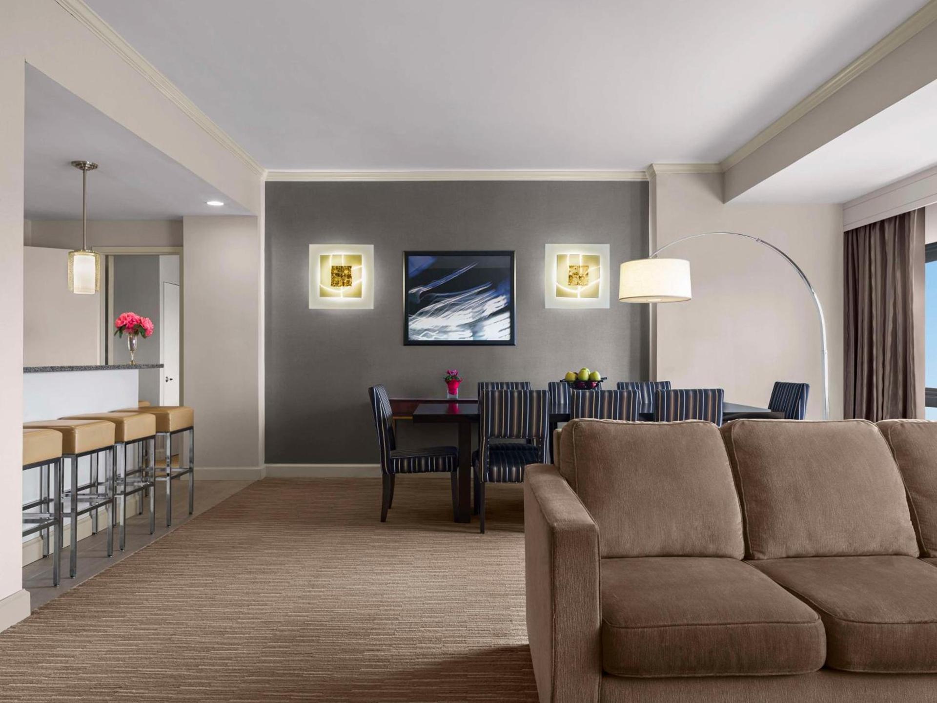DoubleTree by Hilton Fort Lee/George Washington Bridge photo 8