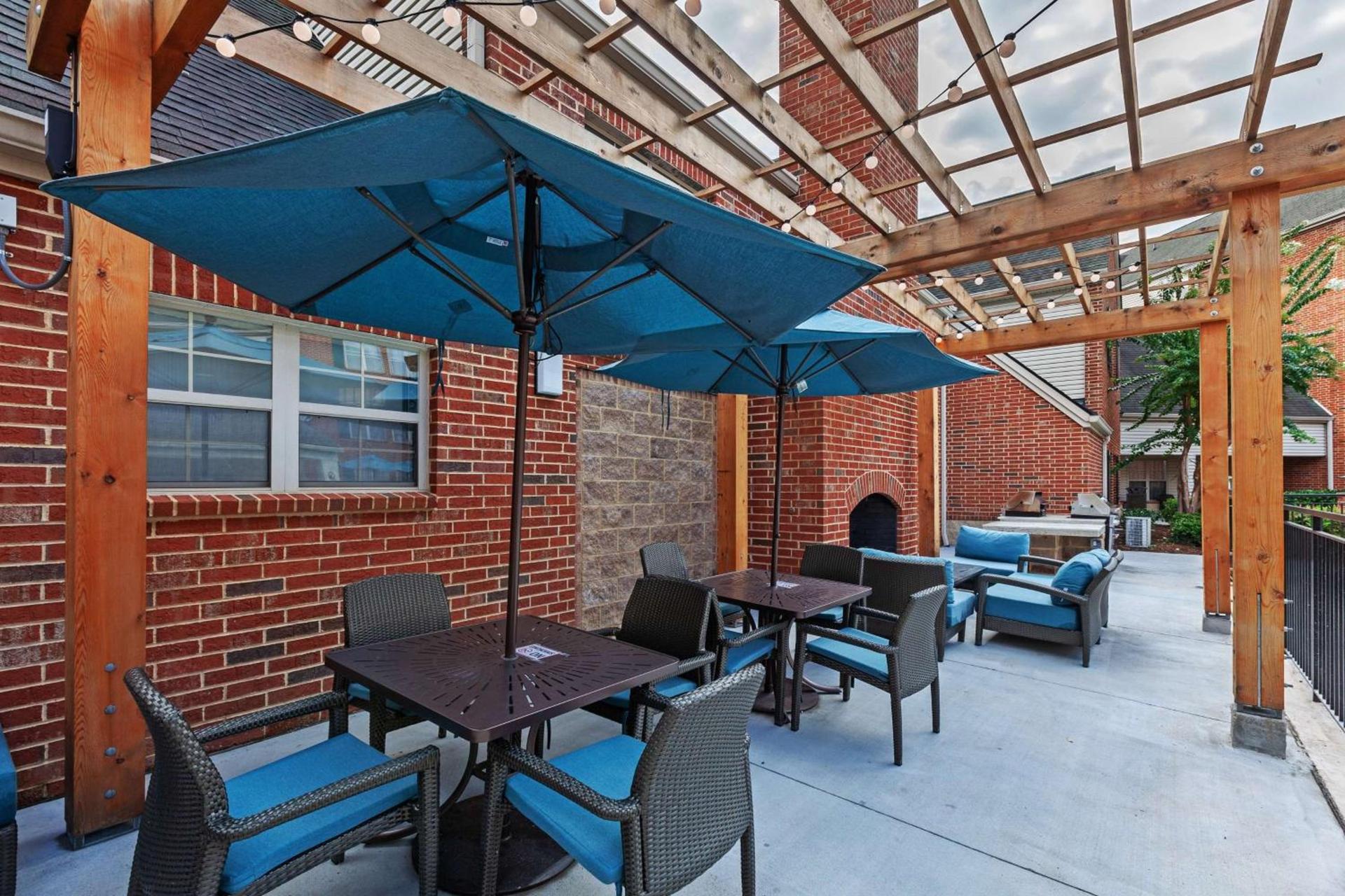 Homewood Suites by Hilton Greensboro photo 4