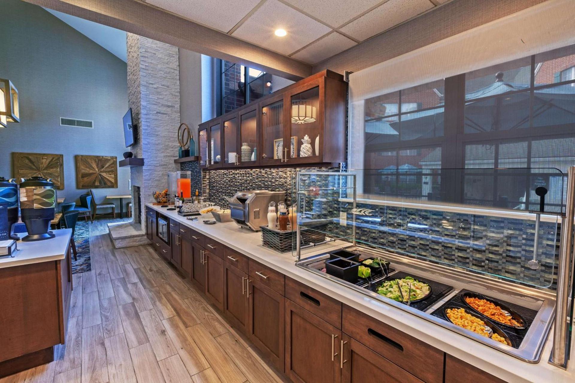 Homewood Suites by Hilton Greensboro photo 17