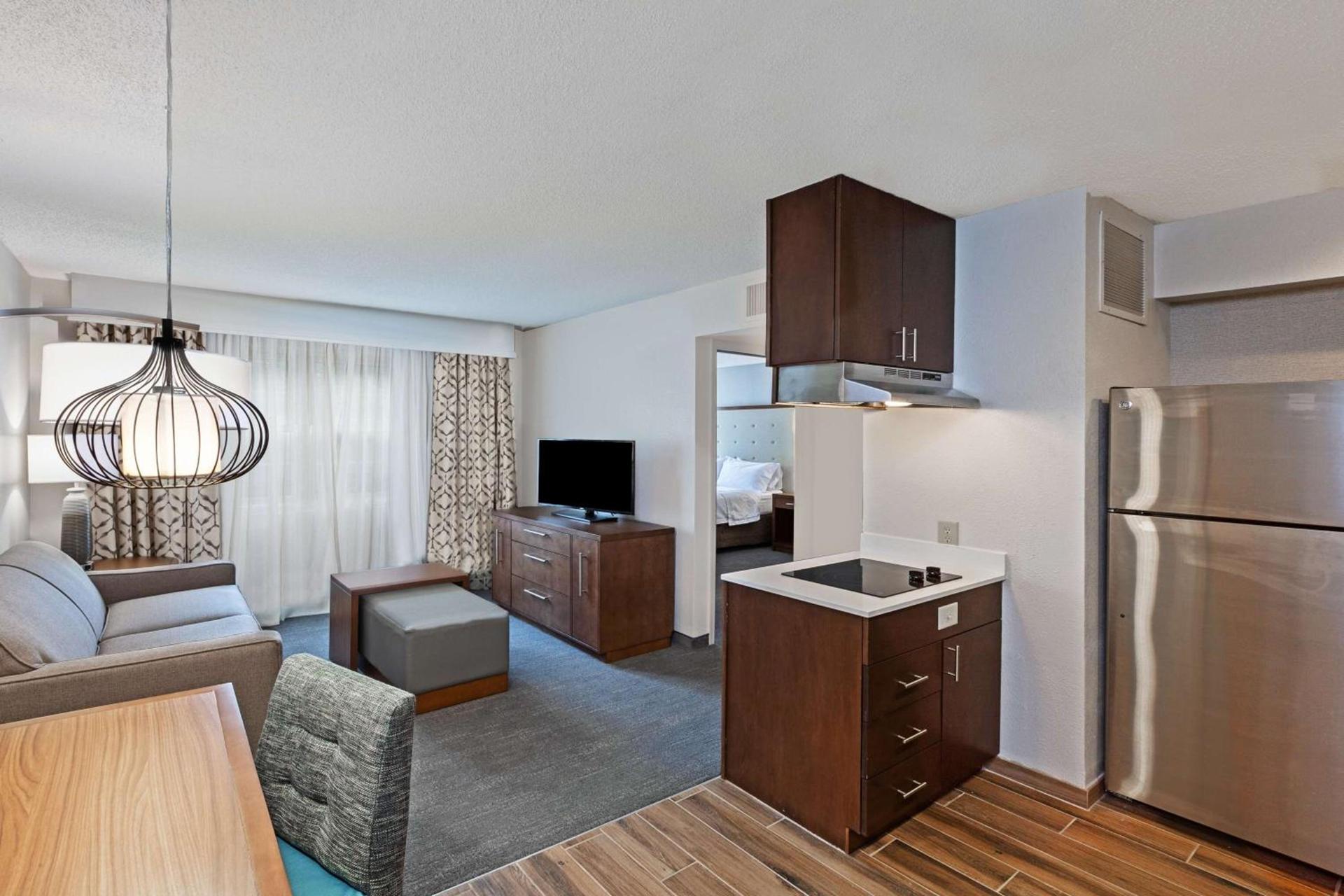 Homewood Suites by Hilton Greensboro photo 38