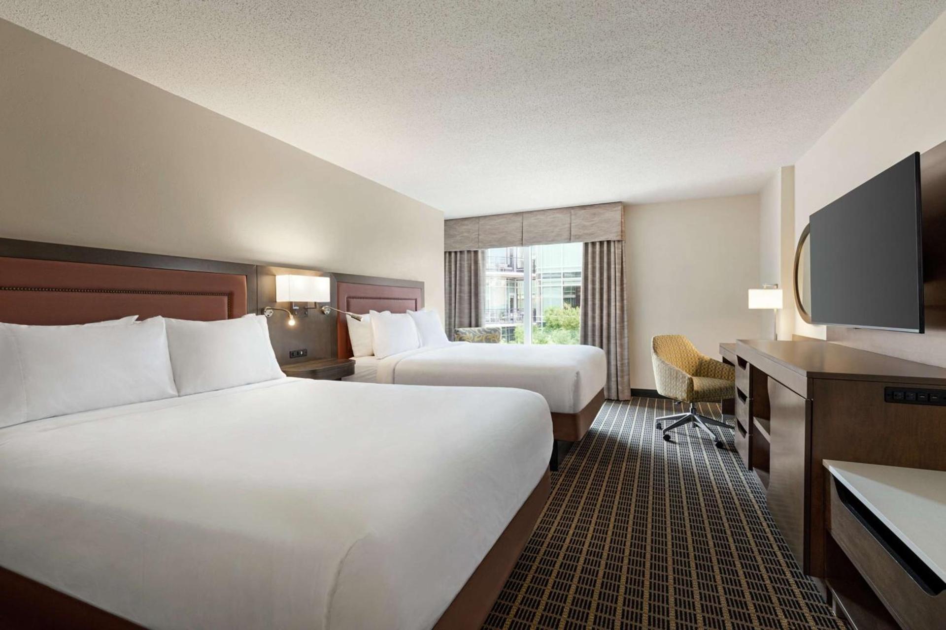 Hampton Inn & Suites Greenville-Downtown-Riverplace photo 31