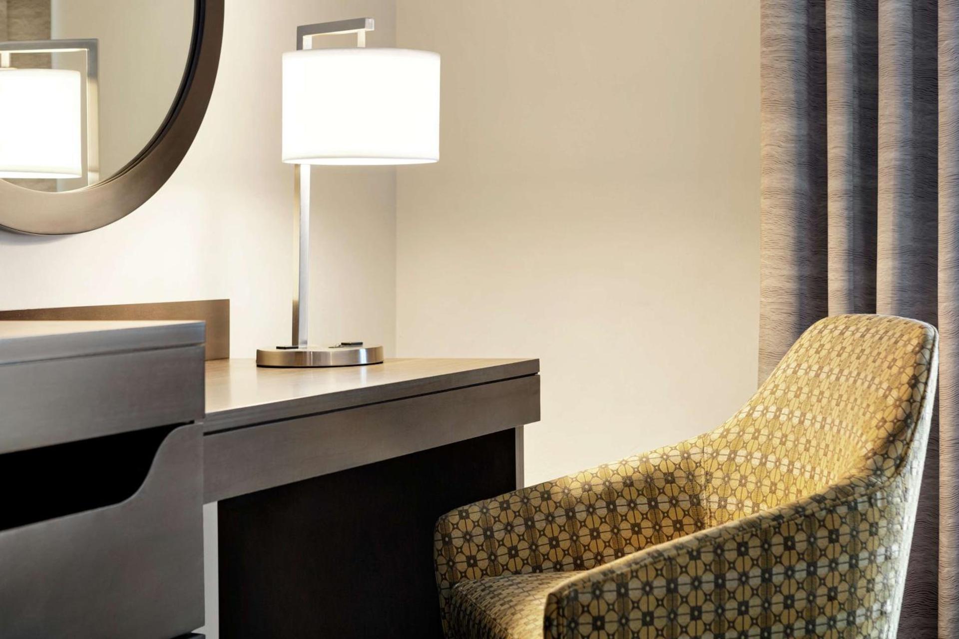 Hampton Inn & Suites Greenville-Downtown-Riverplace photo 34