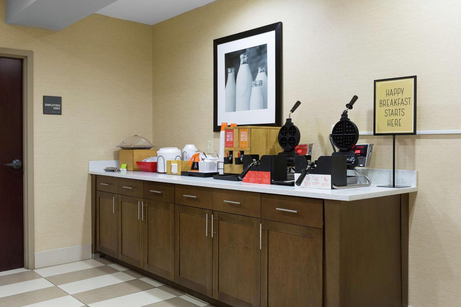 Hampton Inn Greenville/Travelers Rest photo 11