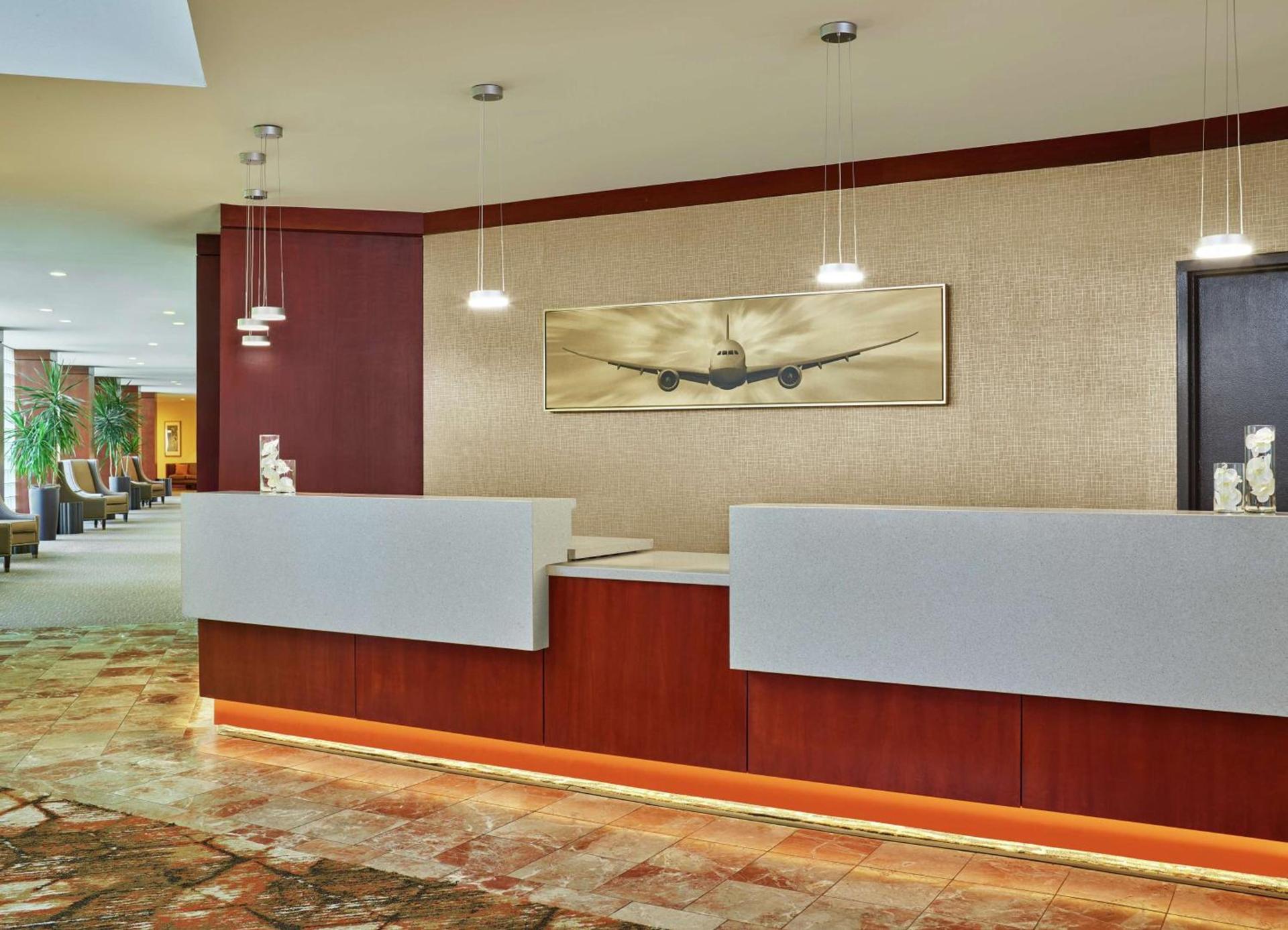 DoubleTree by Hilton Houston Intercontinental Airport photo 3