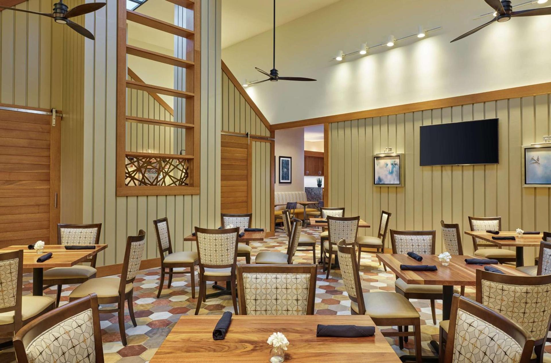 DoubleTree by Hilton Houston Intercontinental Airport photo 8