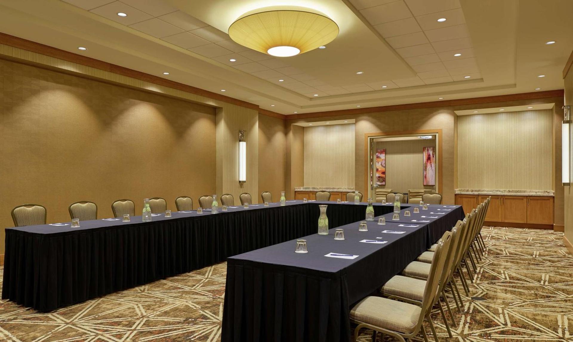 DoubleTree by Hilton Houston Intercontinental Airport photo 24