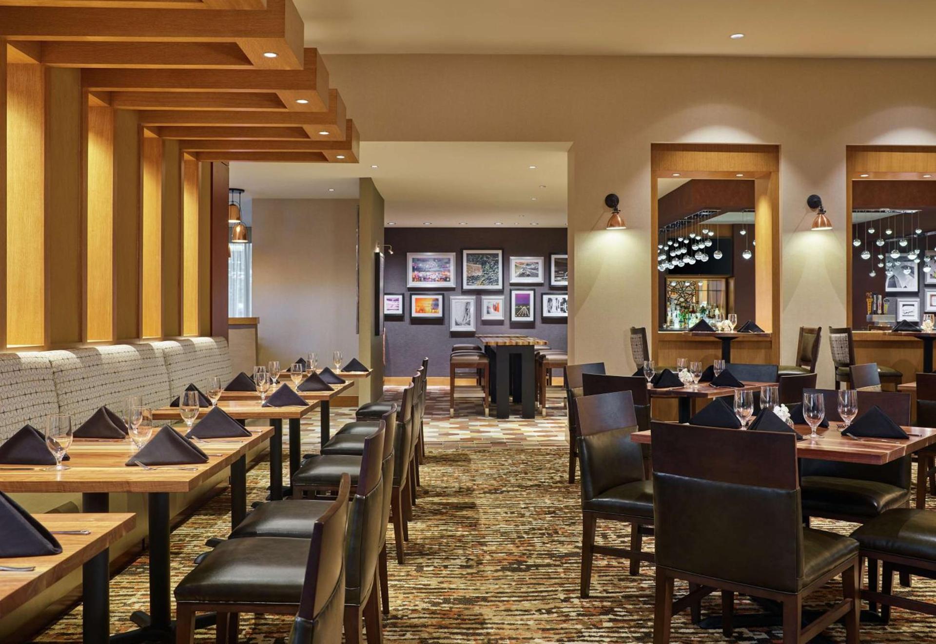 DoubleTree by Hilton Houston Intercontinental Airport photo 28