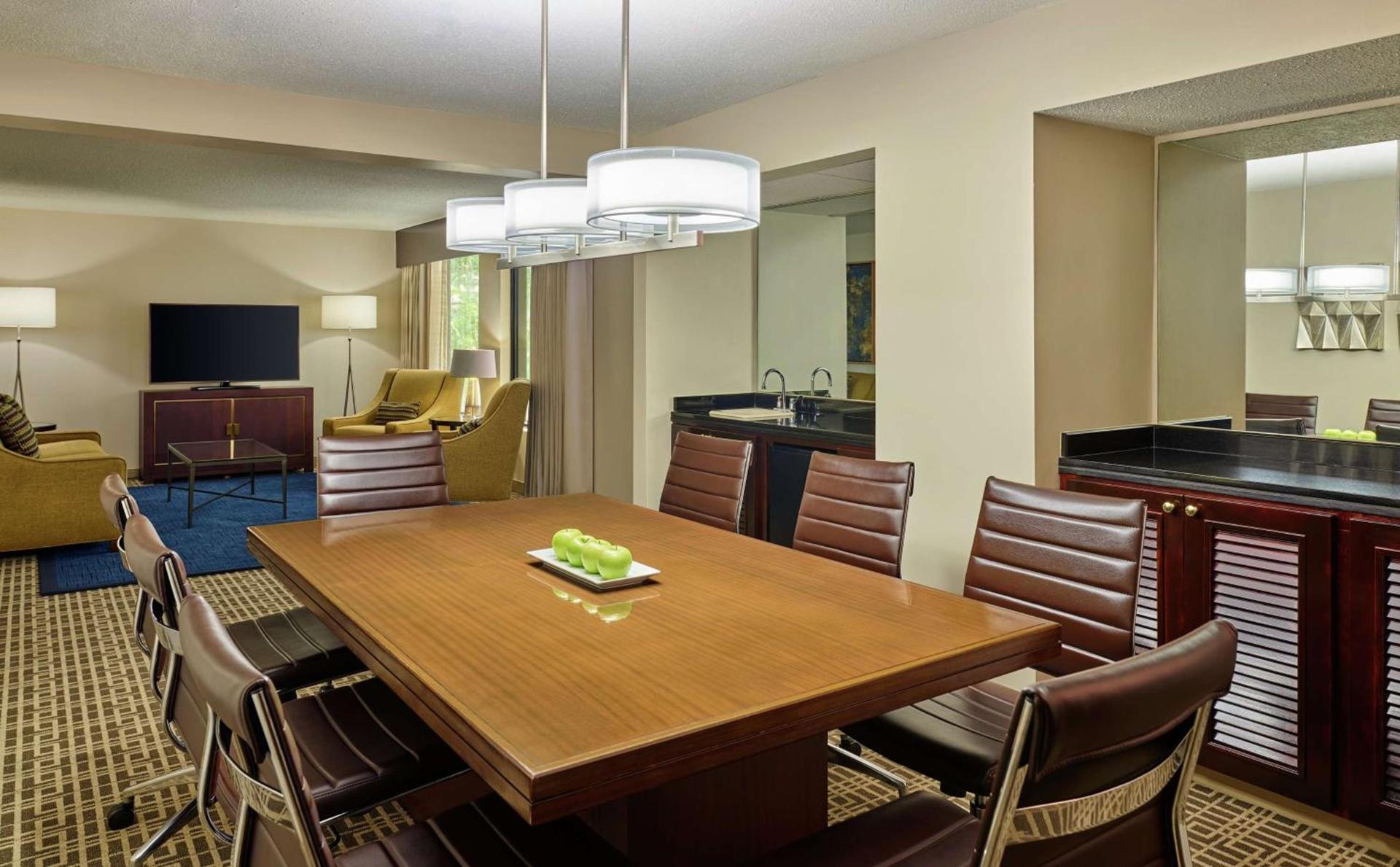 DoubleTree by Hilton Houston Intercontinental Airport photo 31