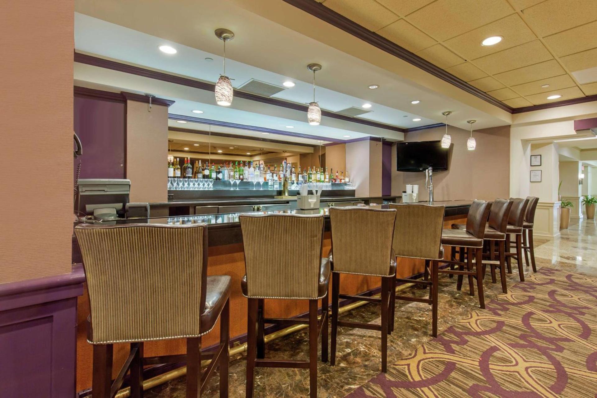DoubleTree by Hilton Downtown Wilmington - Legal District photo 4