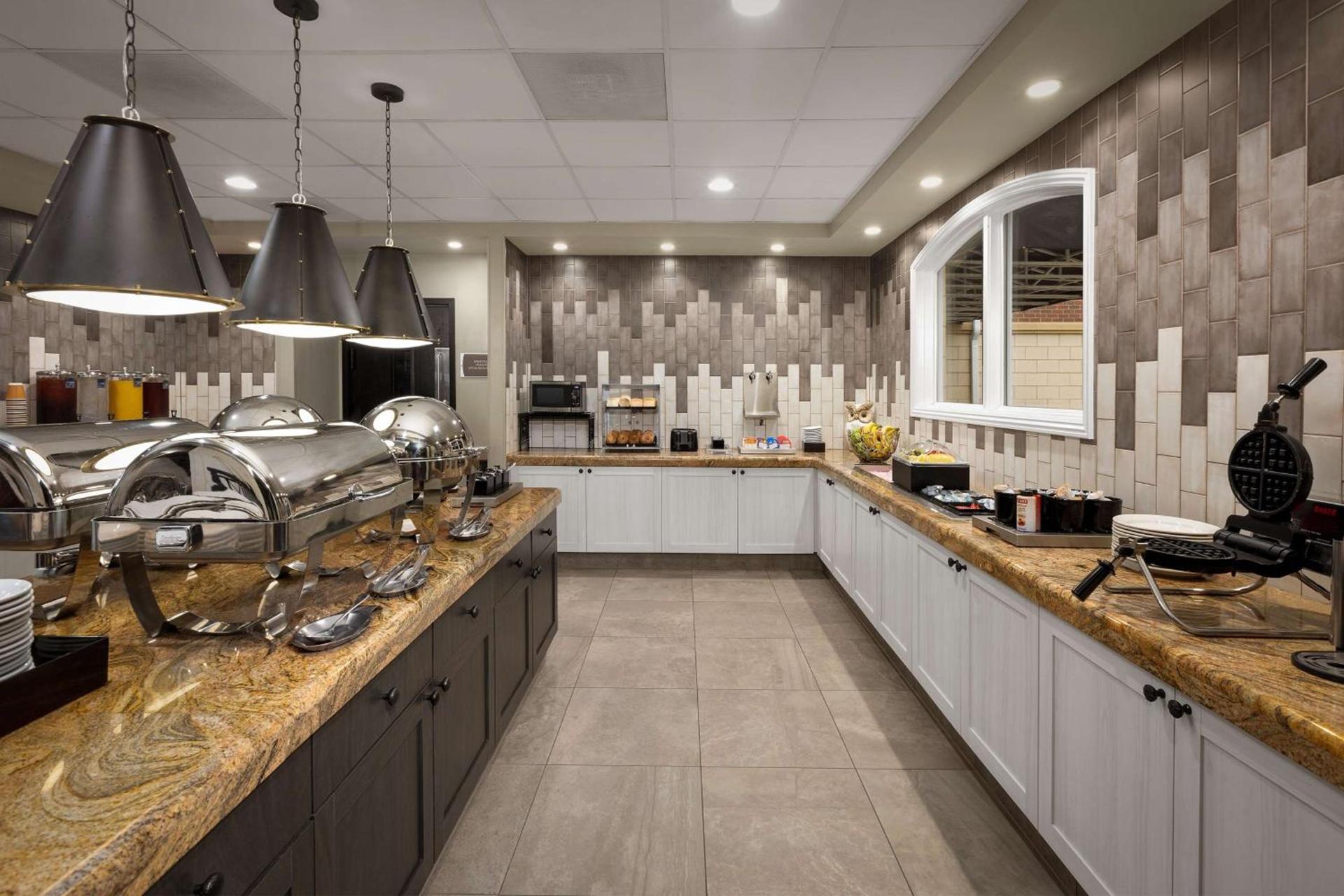 Homewood Suites by Hilton at The Waterfront photo 16