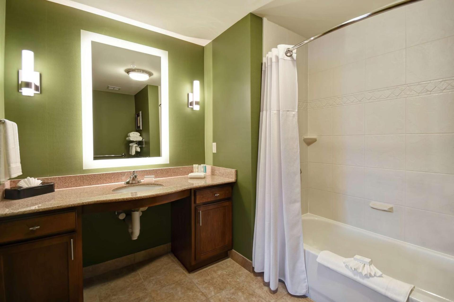 Homewood Suites by Hilton at The Waterfront photo 36