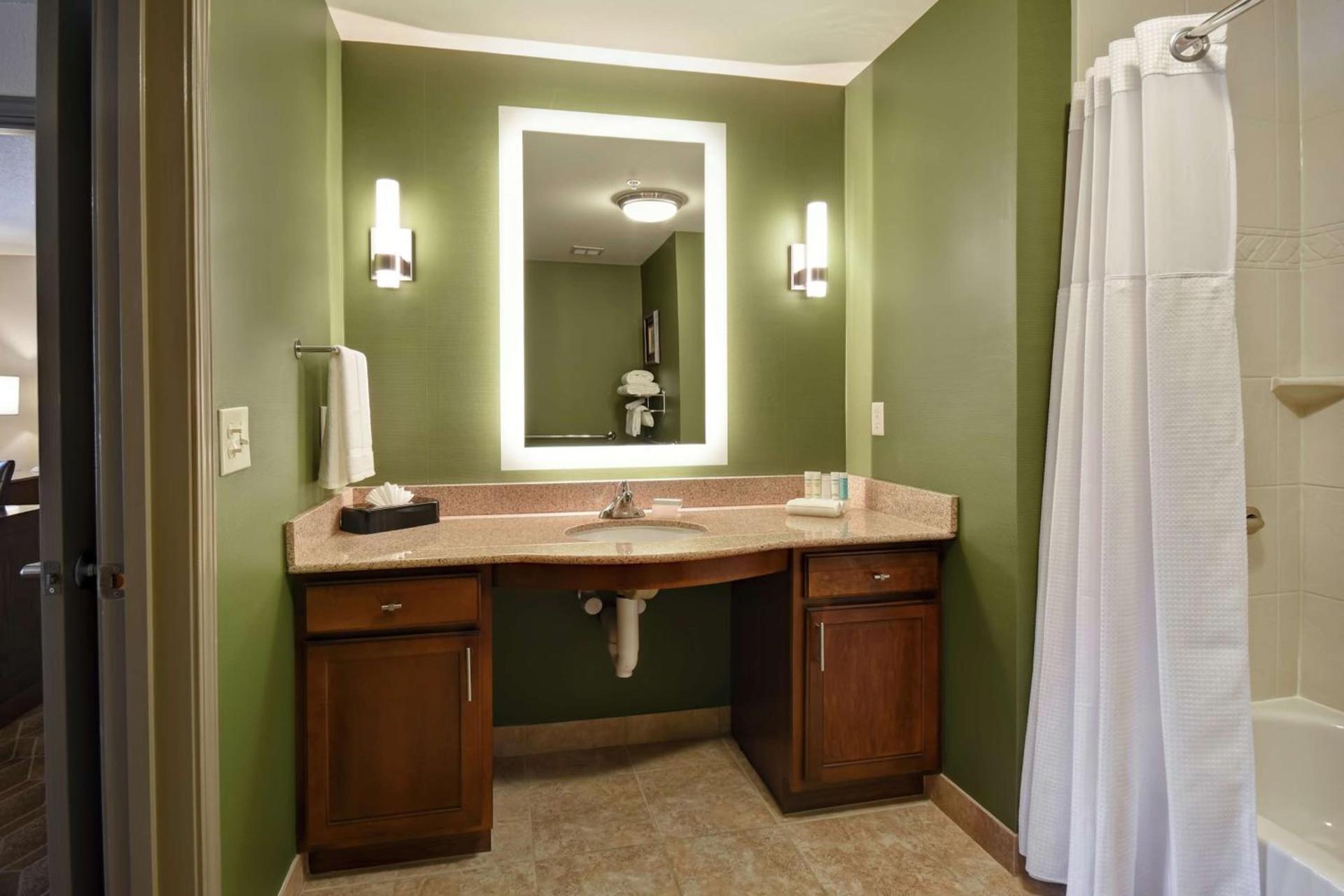 Homewood Suites by Hilton at The Waterfront photo 46