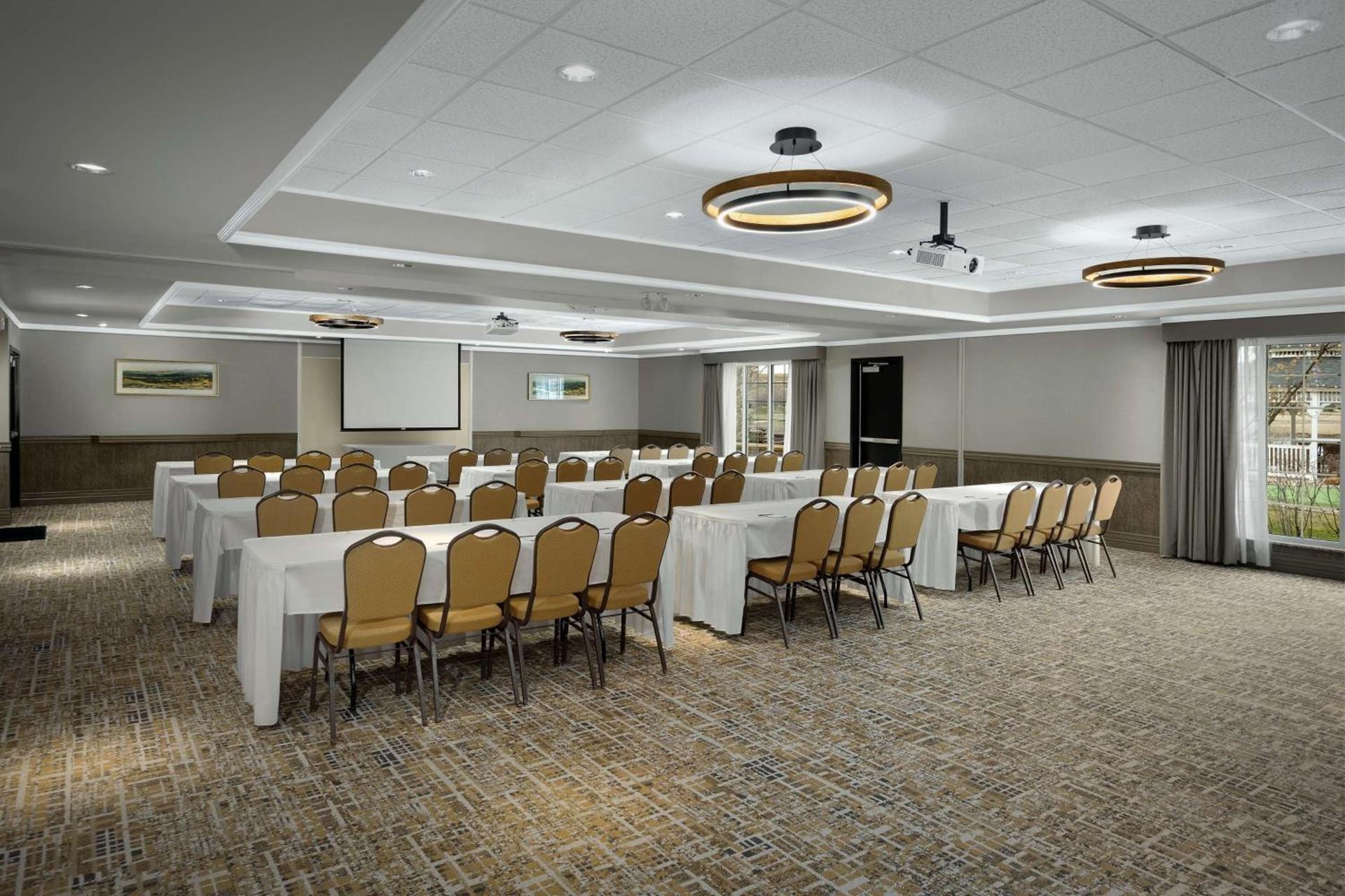 Homewood Suites by Hilton at The Waterfront photo 49