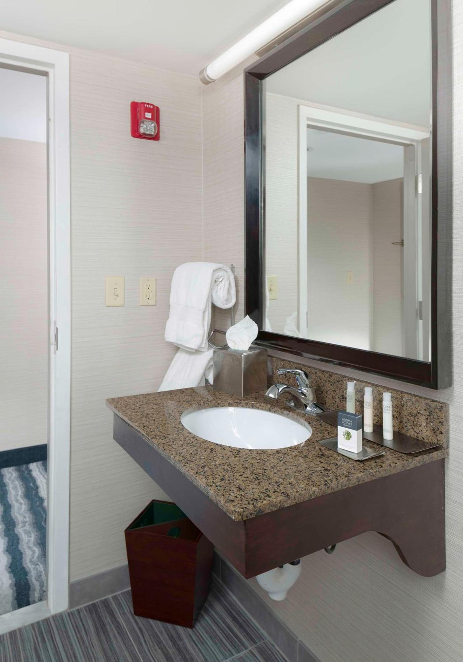 DoubleTree by Hilton Hotel Wilmington photo 30