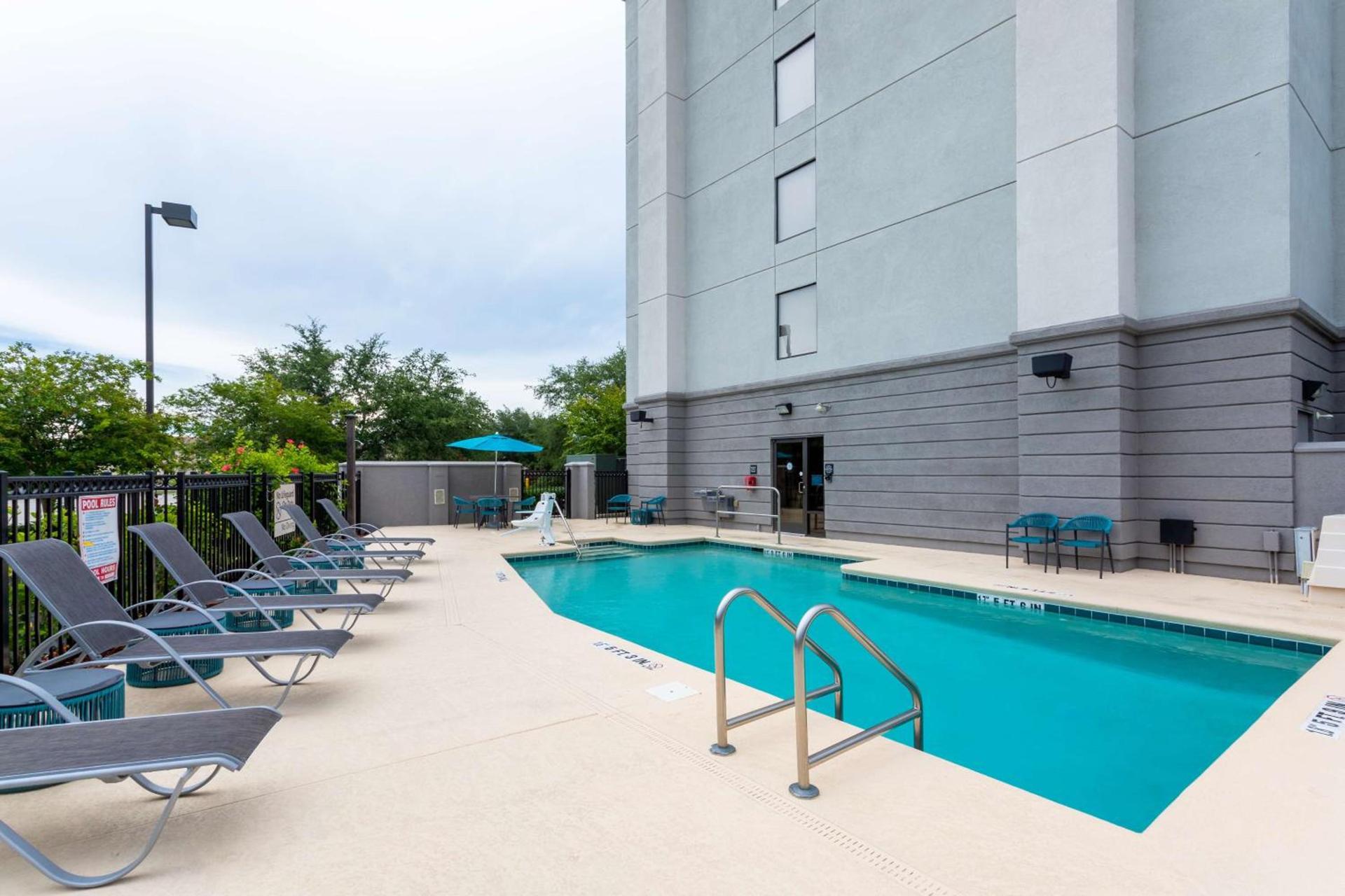 Hampton Inn Jacksonville-I-295 East/Baymeadows photo 8