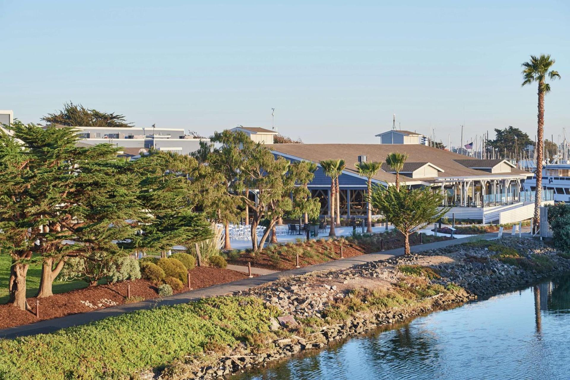 DoubleTree by Hilton Hotel Berkeley Marina photo 10