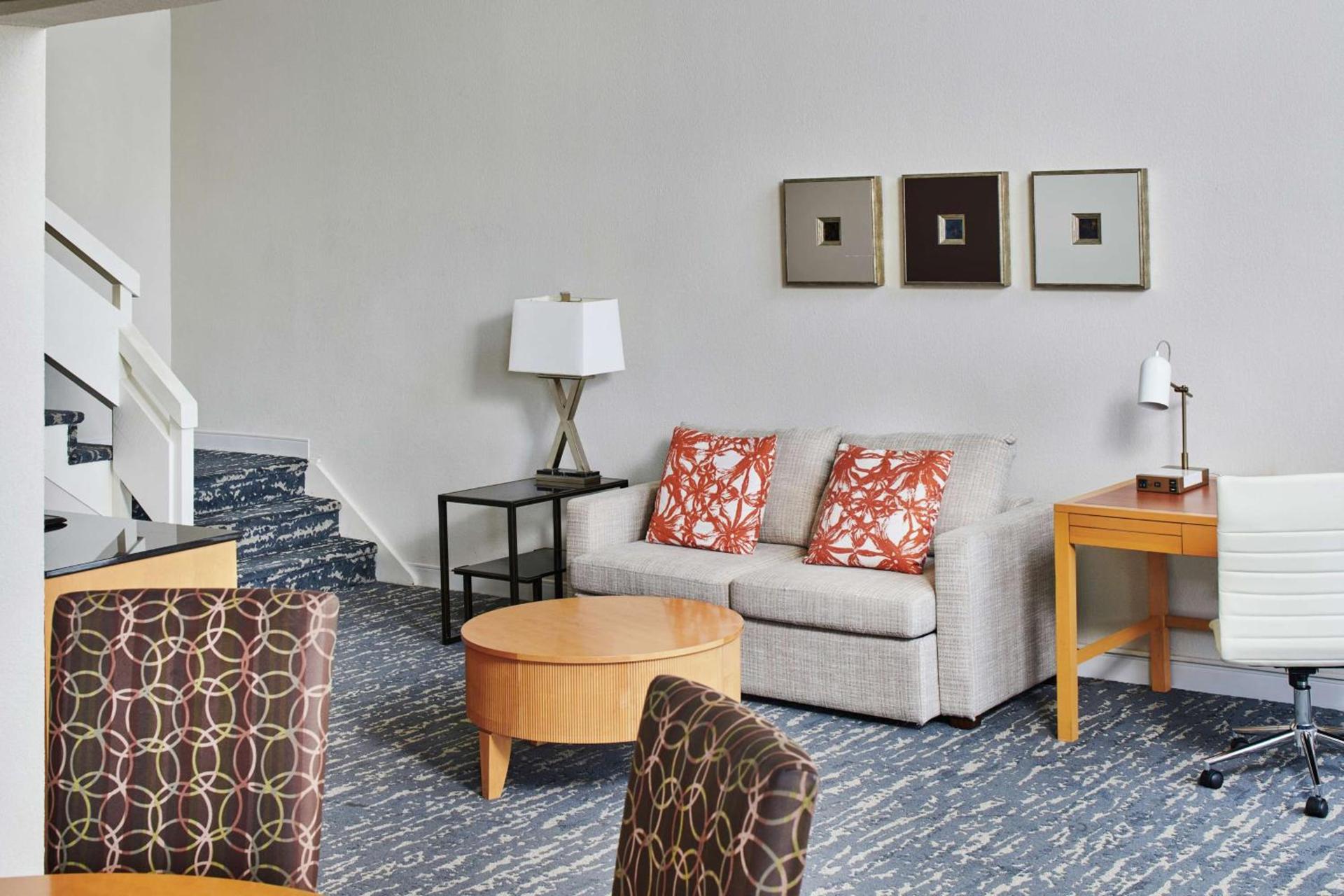 DoubleTree by Hilton Hotel Berkeley Marina photo 42