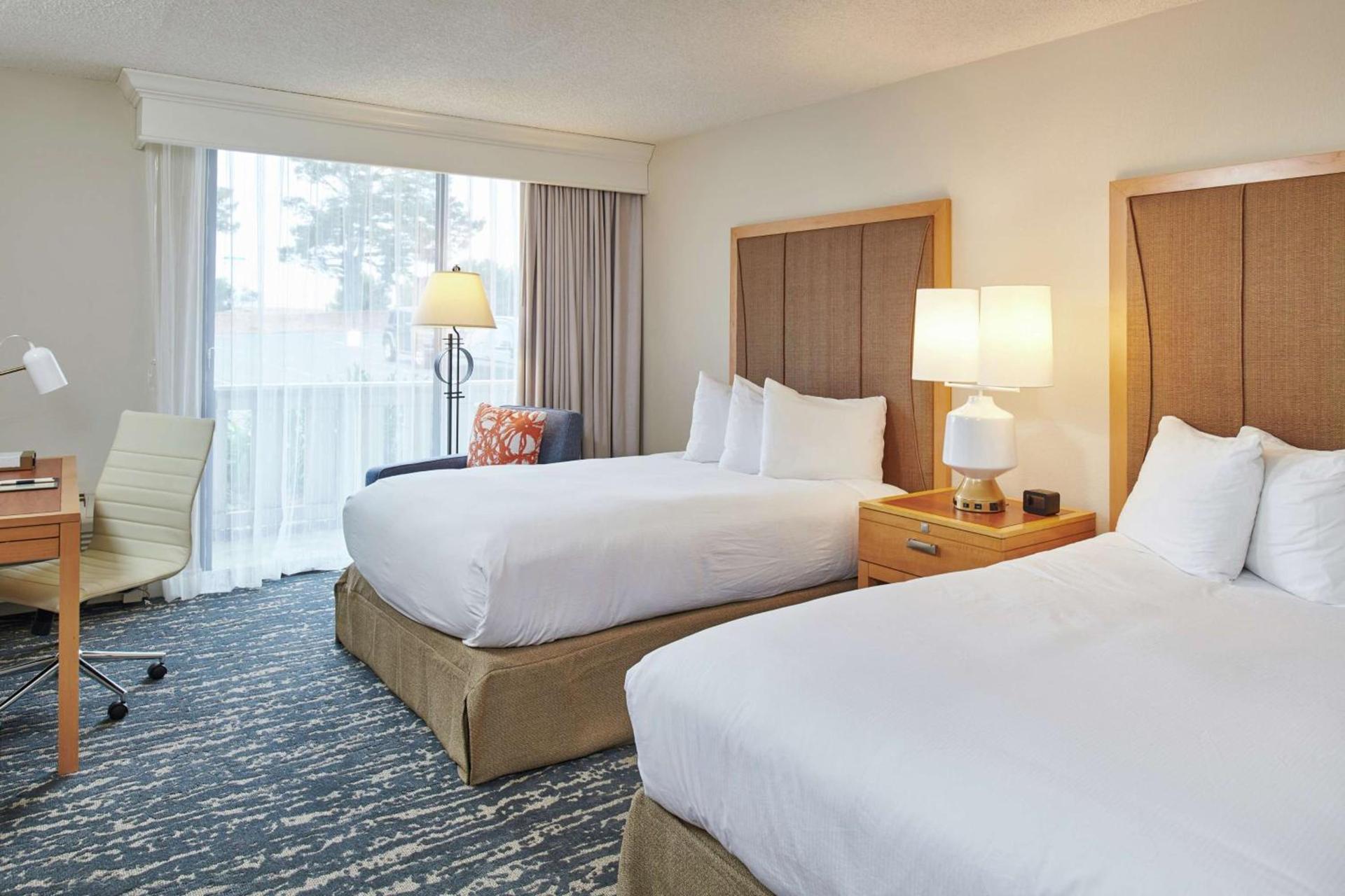 DoubleTree by Hilton Hotel Berkeley Marina photo 48