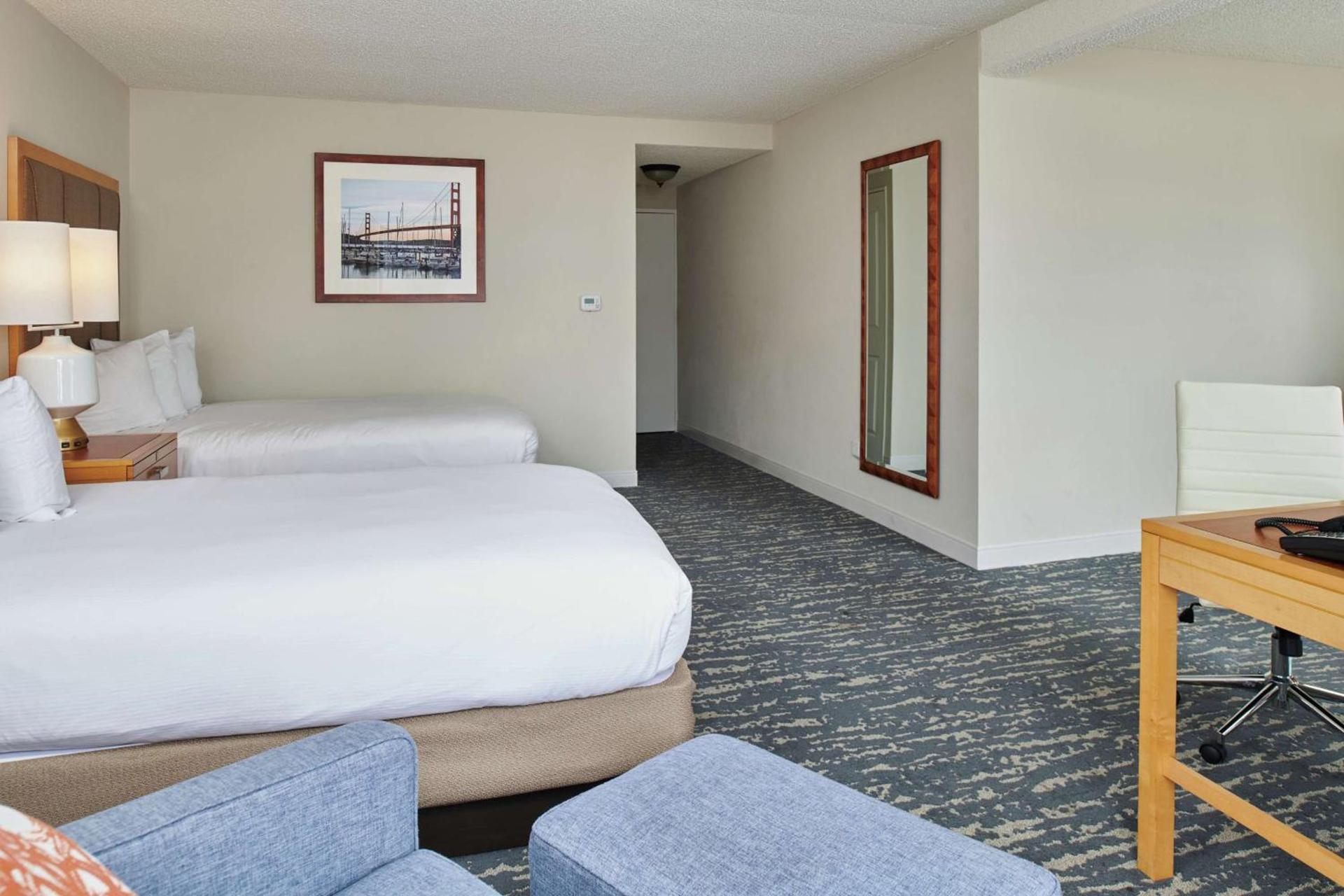 DoubleTree by Hilton Hotel Berkeley Marina photo 52