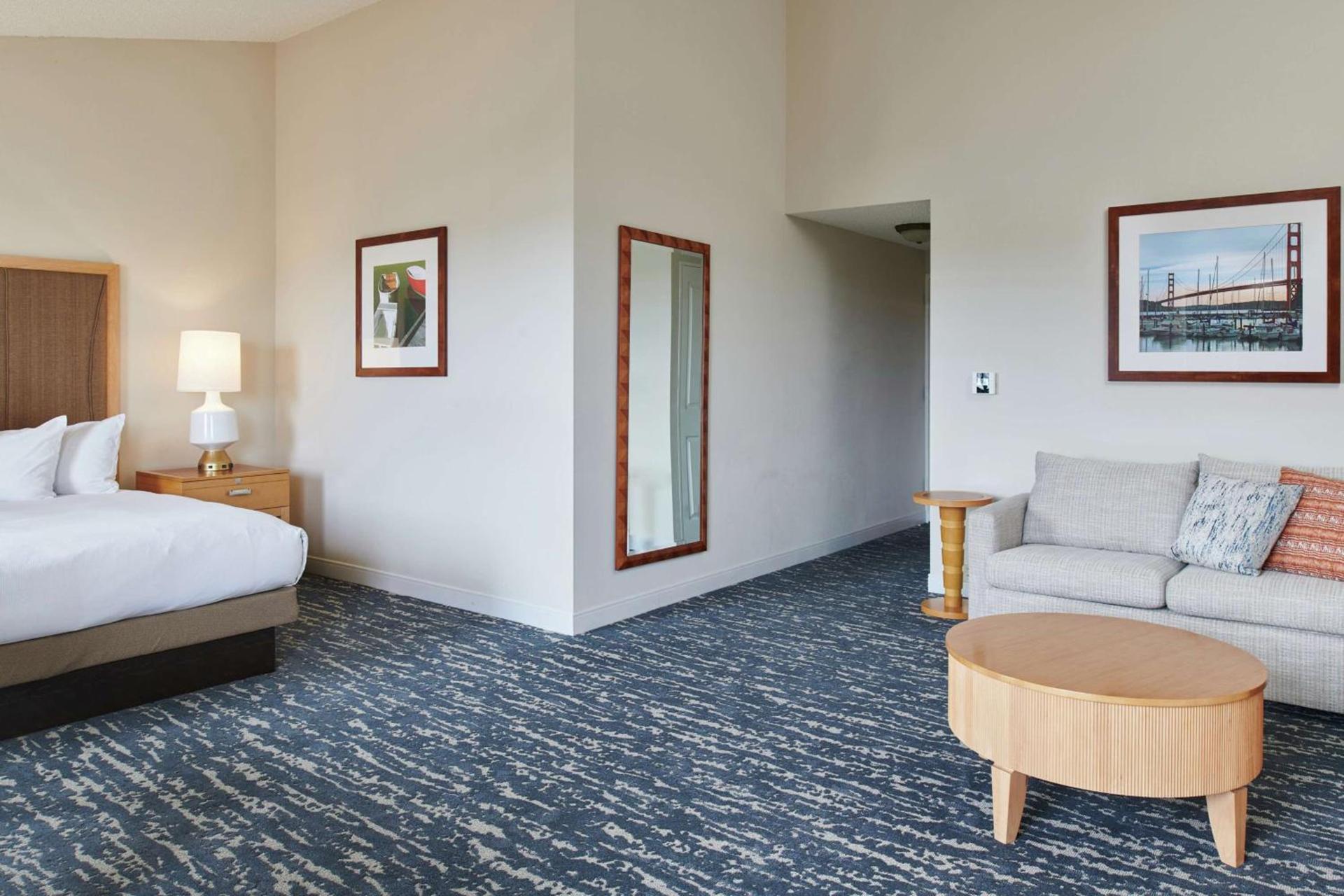 DoubleTree by Hilton Hotel Berkeley Marina photo 53