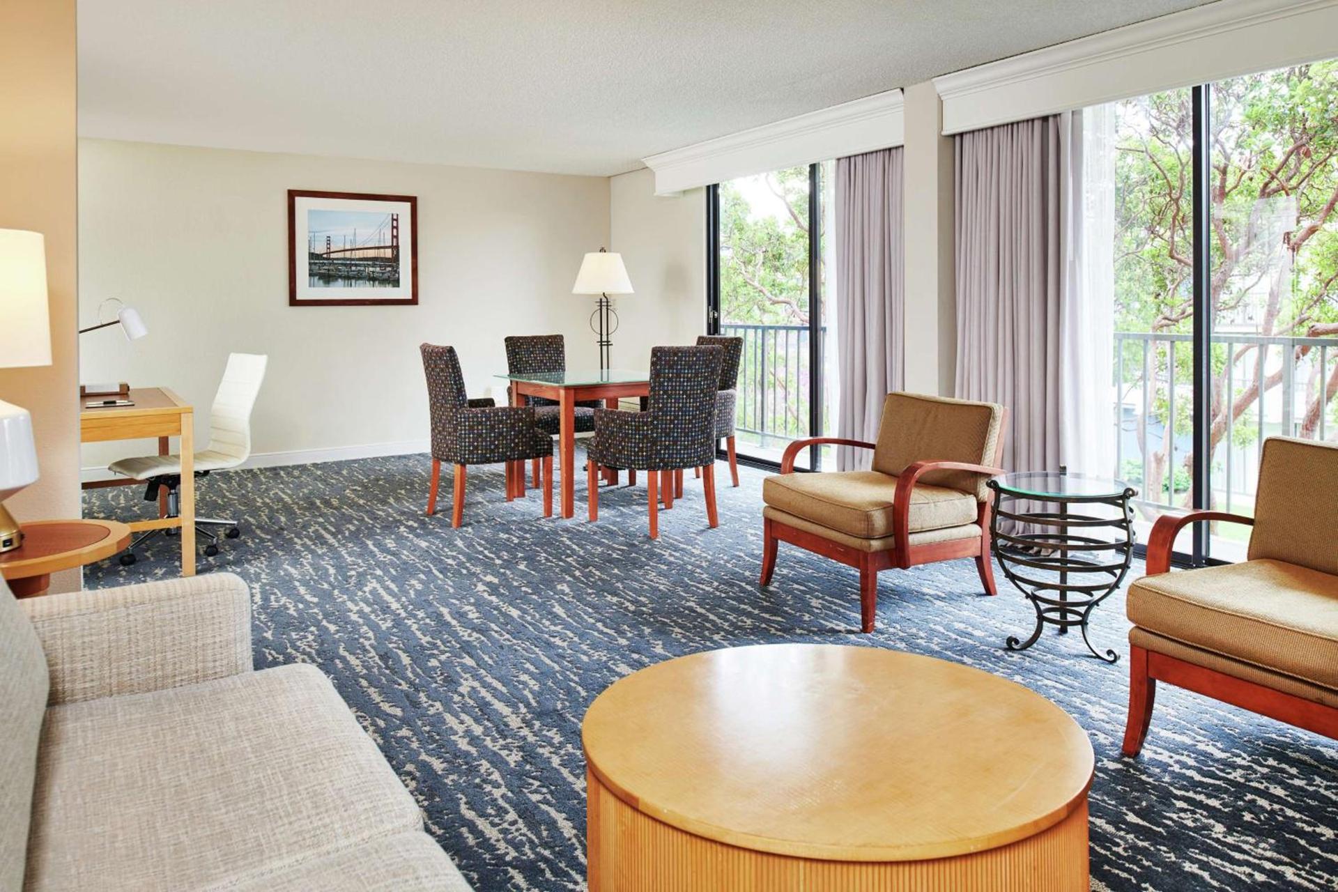 DoubleTree by Hilton Hotel Berkeley Marina photo 54