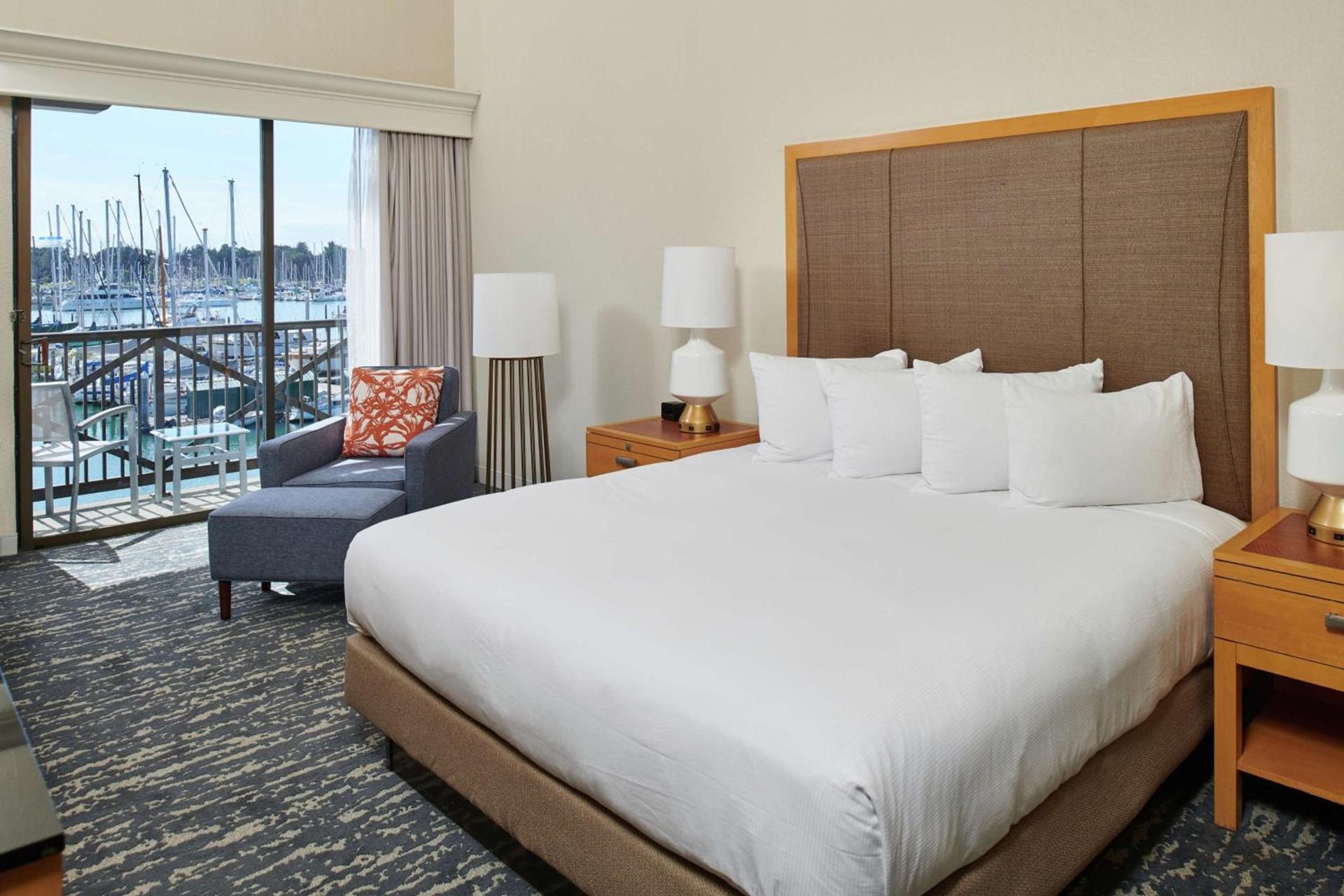 DoubleTree by Hilton Hotel Berkeley Marina photo 61