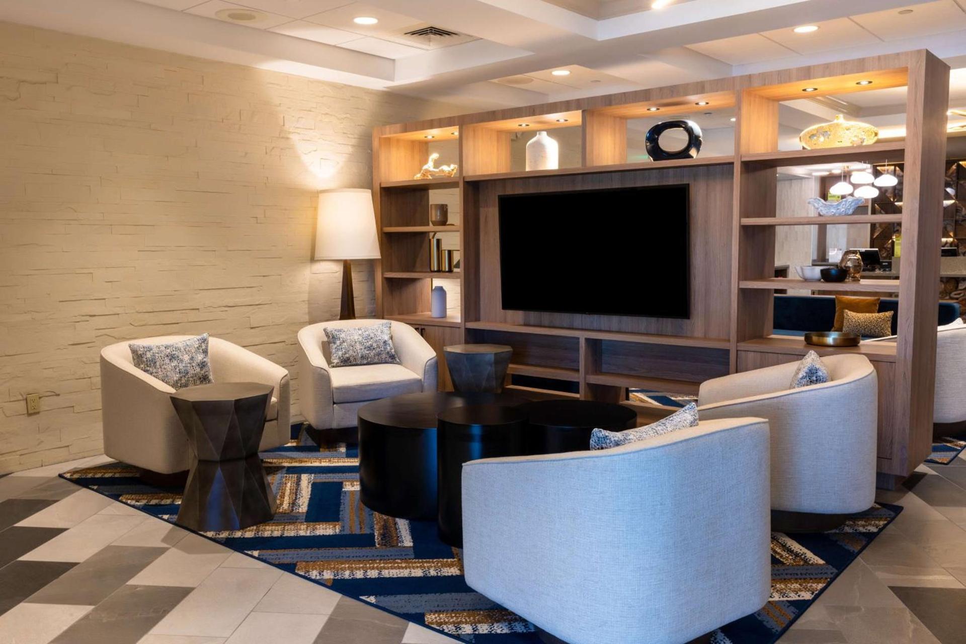 DoubleTree by Hilton Tinton Falls-Eatontown photo 20