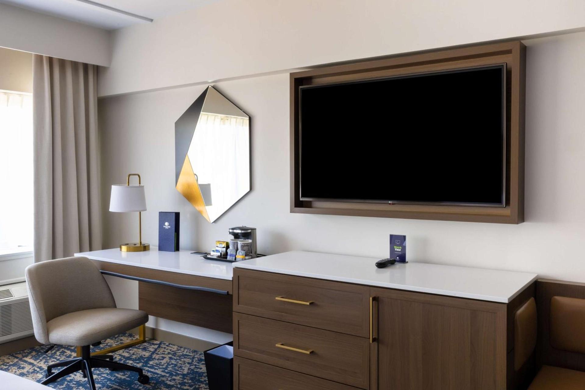 DoubleTree by Hilton Tinton Falls-Eatontown photo 19