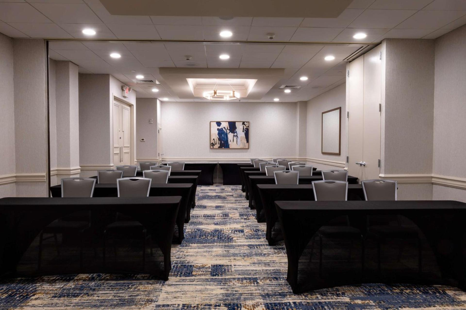 DoubleTree by Hilton Tinton Falls-Eatontown photo 60