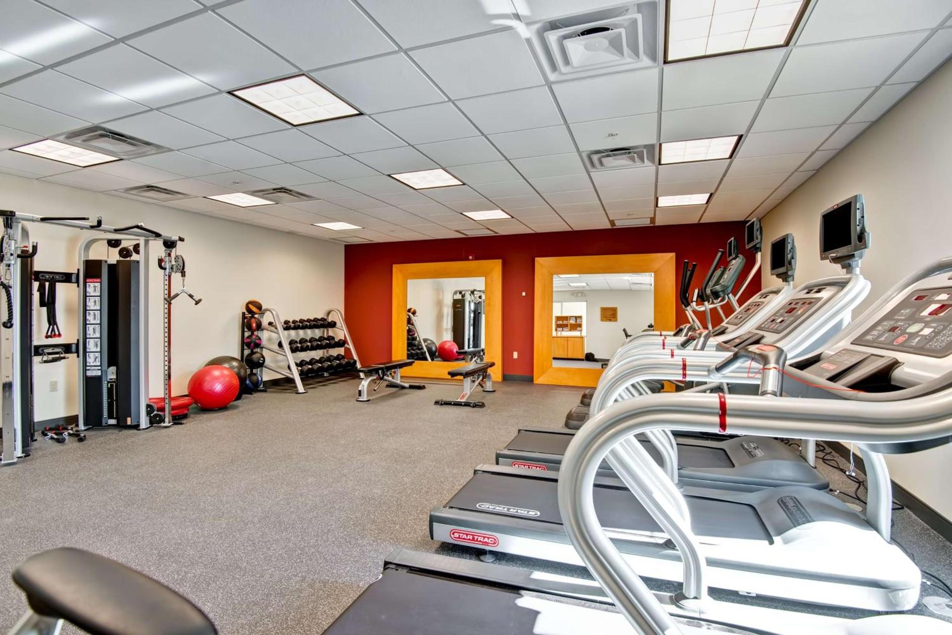 Homewood Suites by Hilton Greeley photo 11