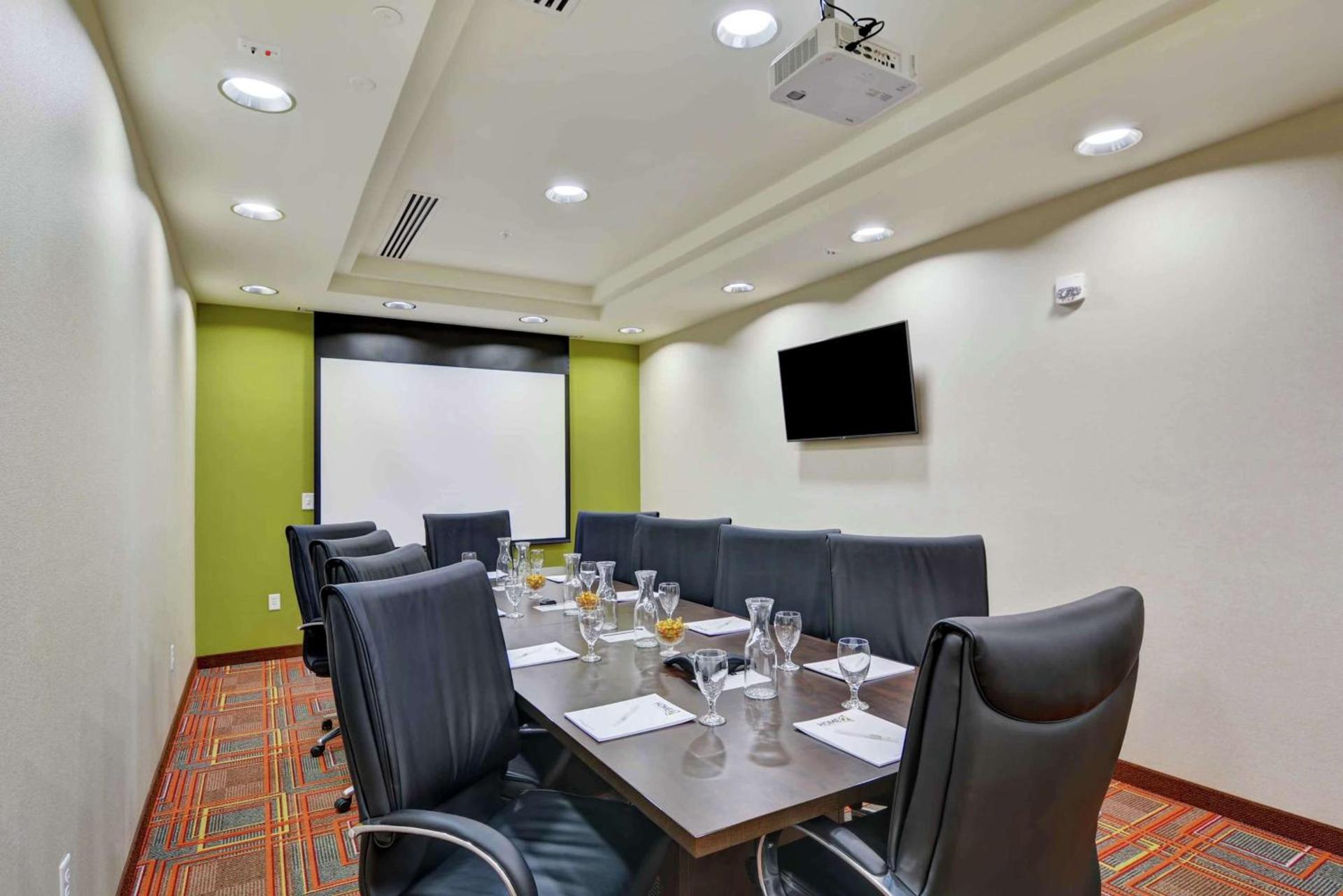 Home2 Suites by Hilton Idaho Falls photo 53