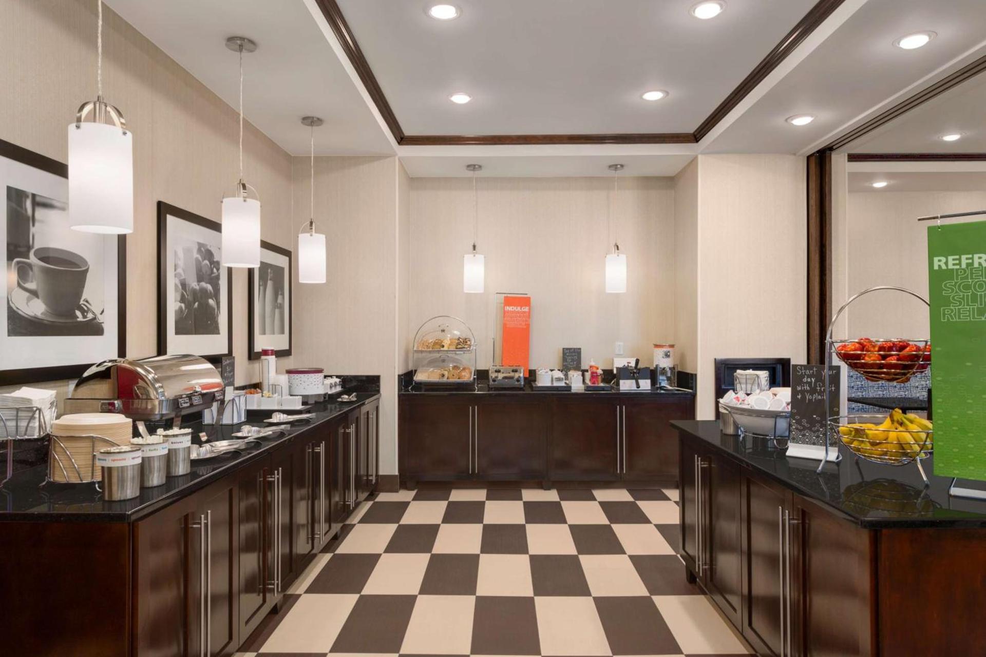 Hampton Inn & Suites - Lavonia, GA photo 8
