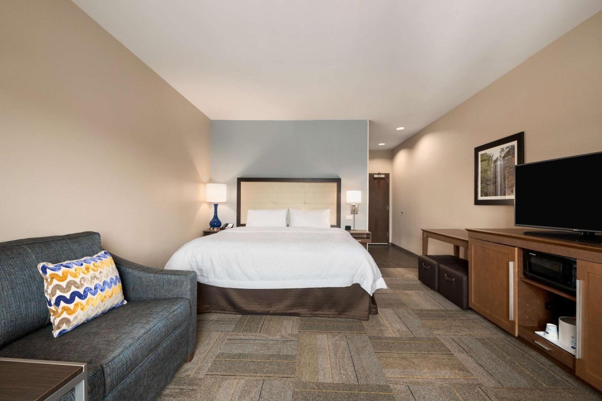 Hampton Inn & Suites - Lavonia, GA photo 12