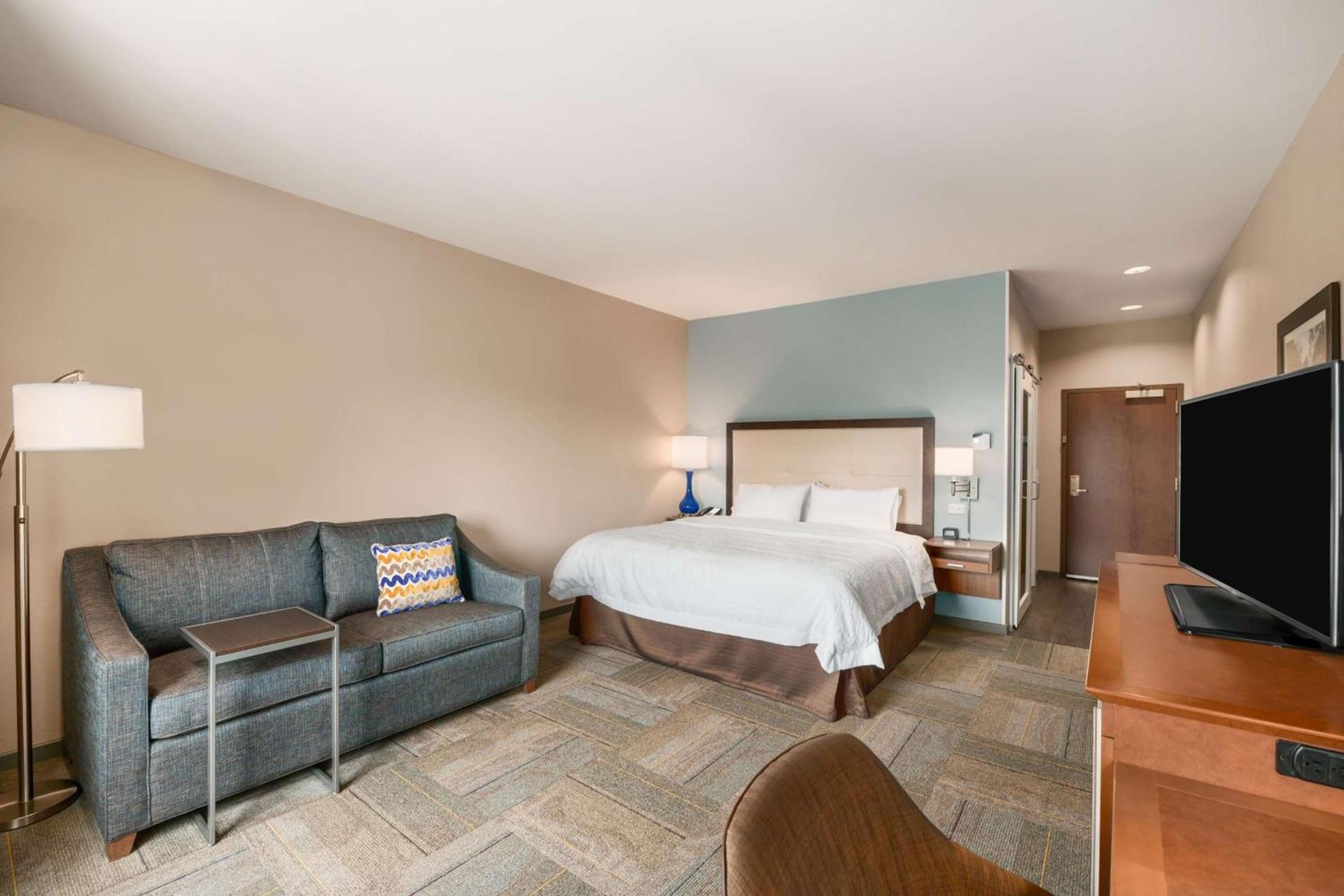 Hampton Inn & Suites - Lavonia, GA photo 13
