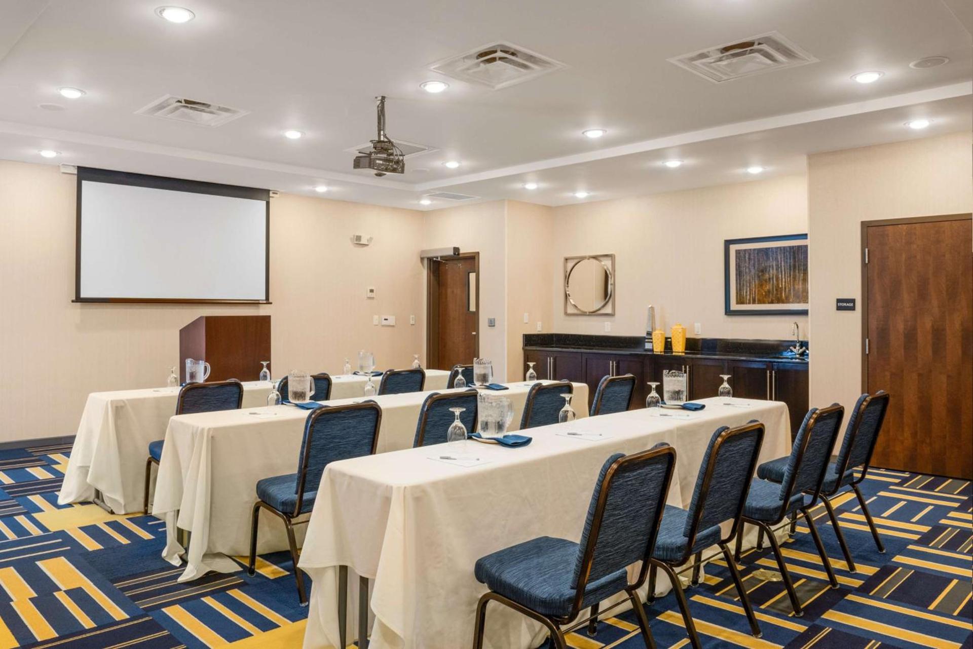 Hampton Inn & Suites - Lavonia, GA photo 28