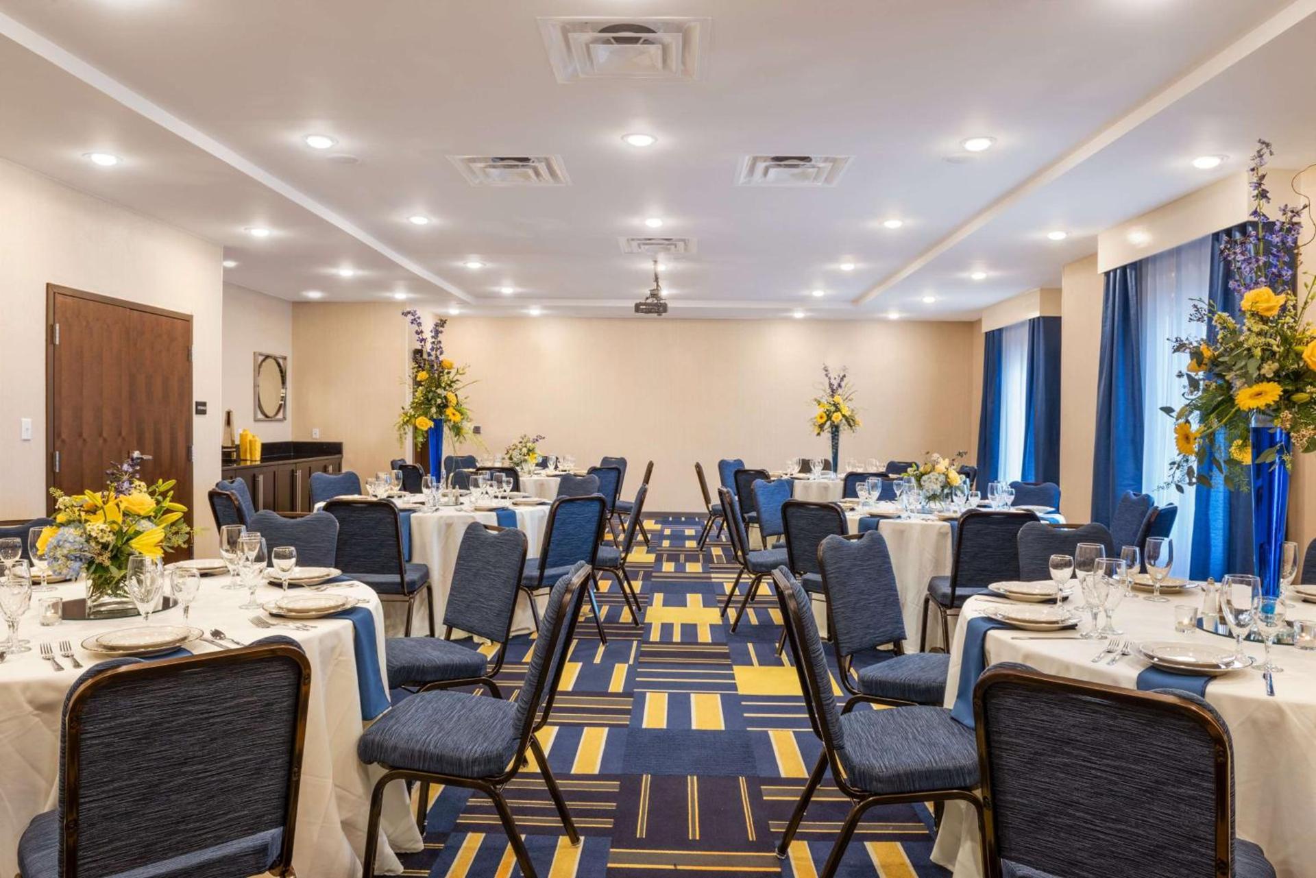 Hampton Inn & Suites - Lavonia, GA photo 27