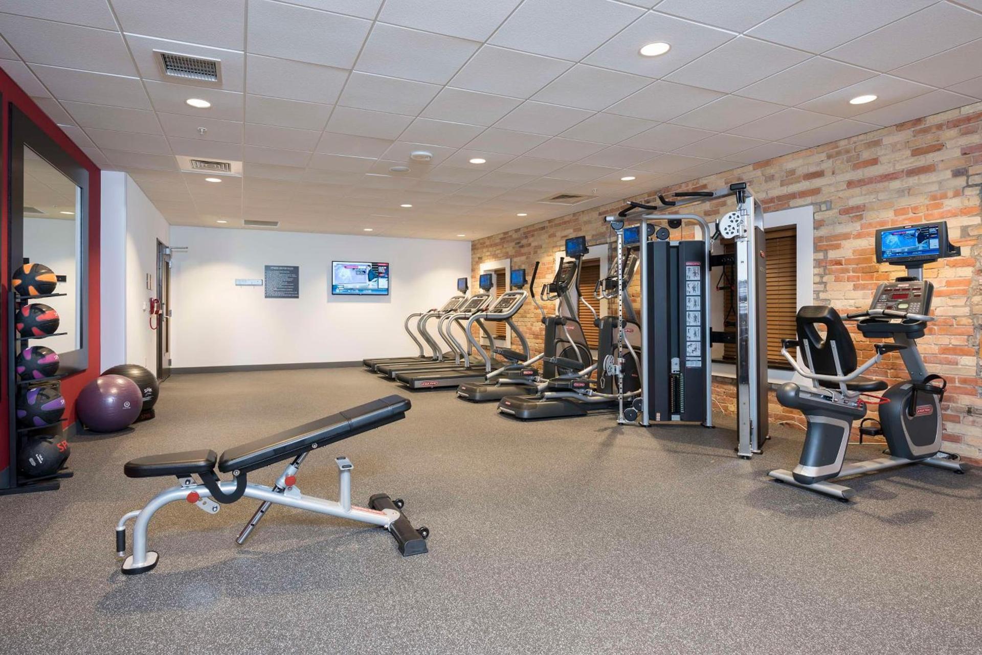 Homewood Suites by Hilton Grand Rapids Downtown photo 25